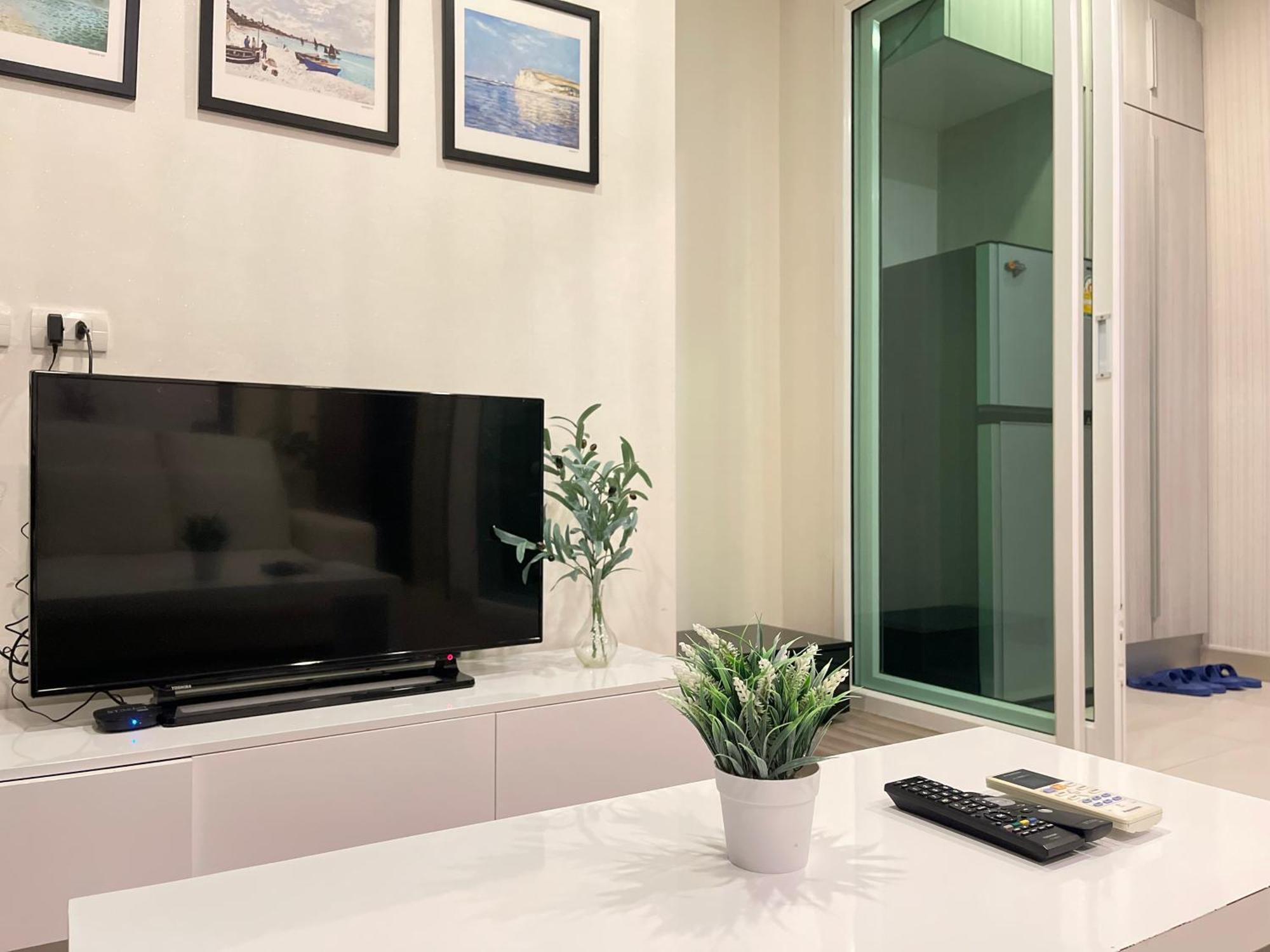 The Prio - By Apartment