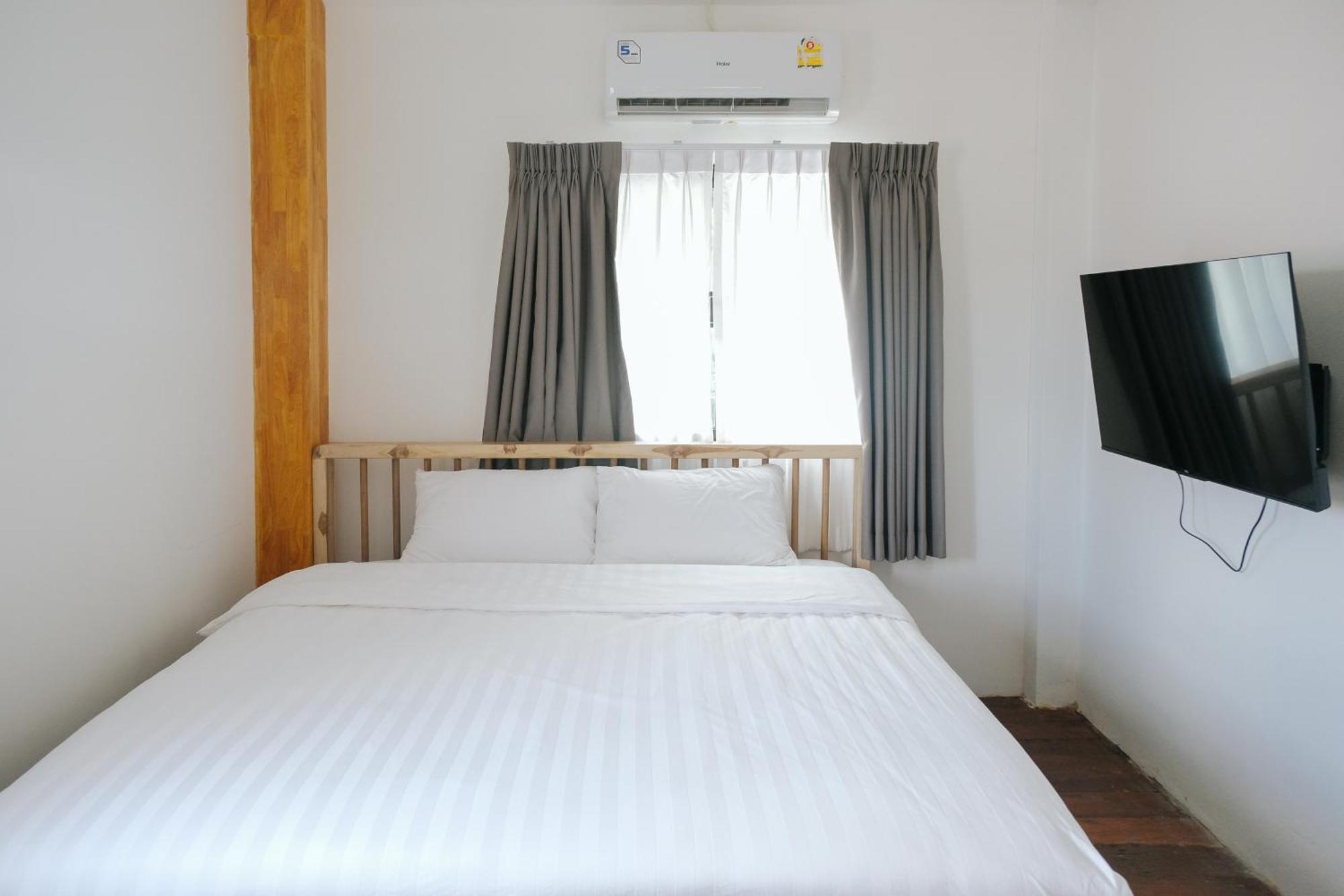 Riverside House Chiang Mai