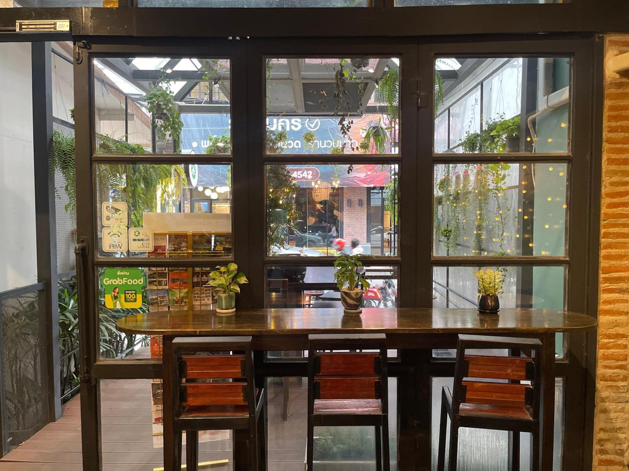 Forestdew Nimman & Cafe Asrama Chiang Mai
