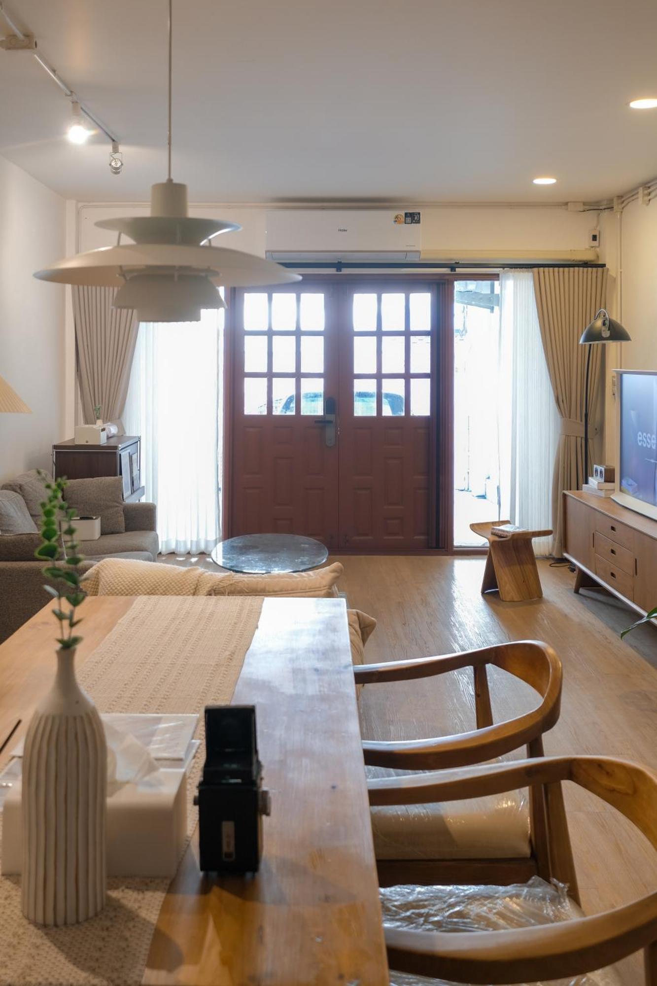 Apartment Wit Haus Nimman *
