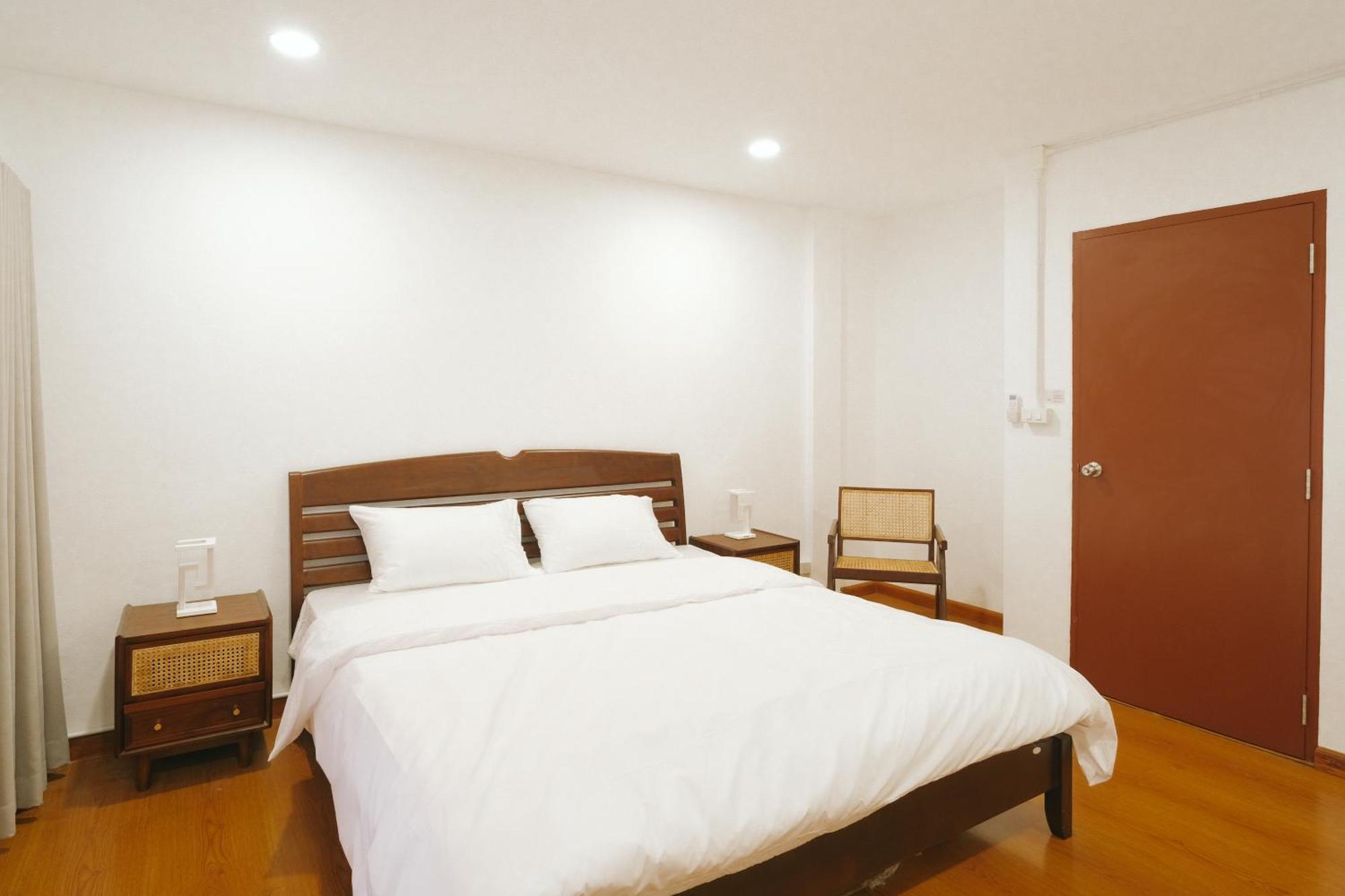 Apartment Wit Haus Nimman