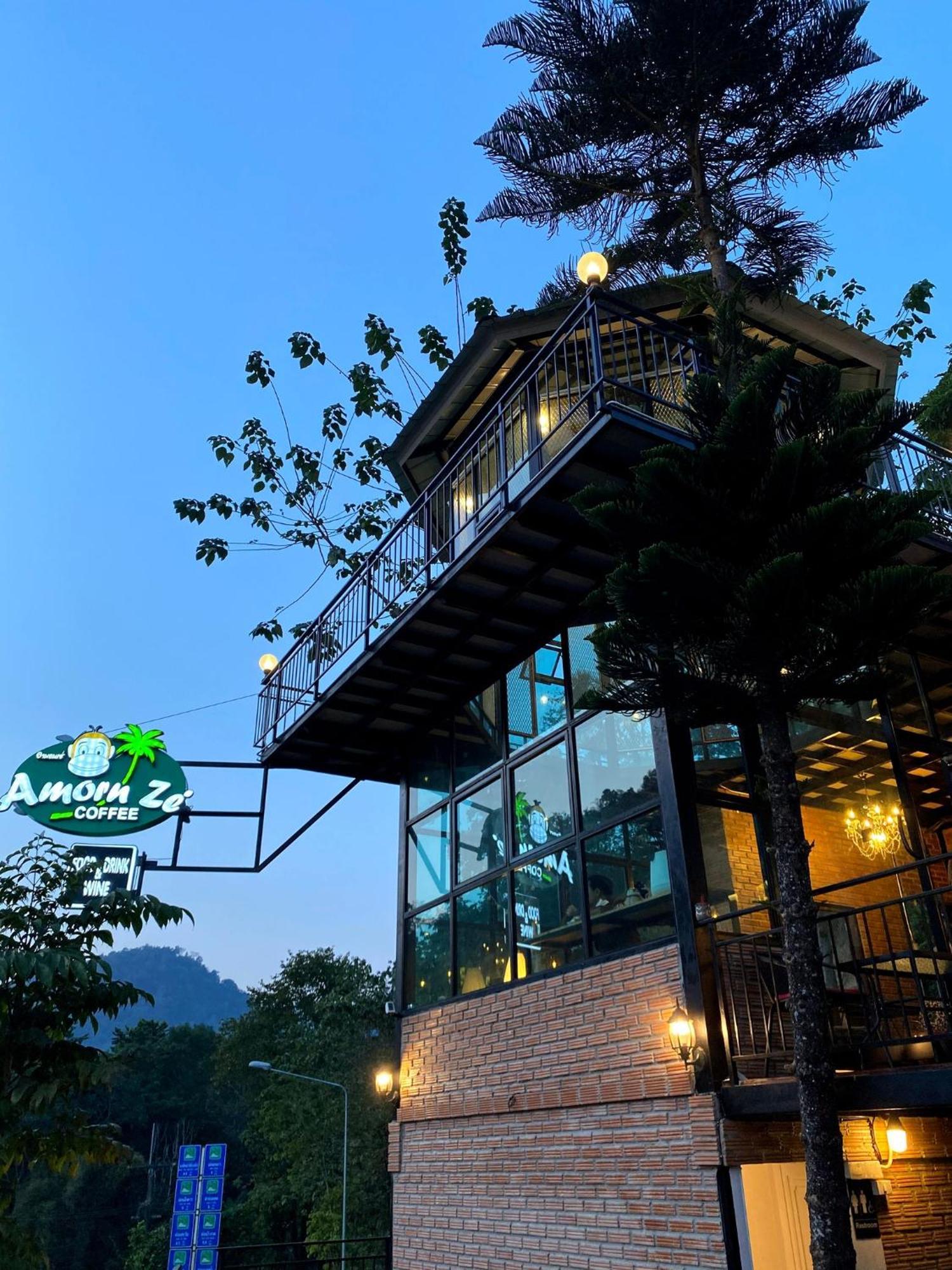 Hotel Smile Sky Hill