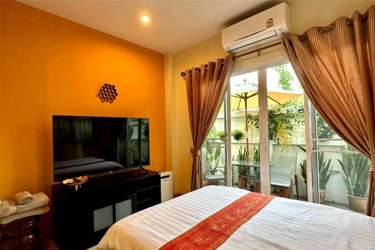 Villa Modern Thai Style Garden Chiang Mai