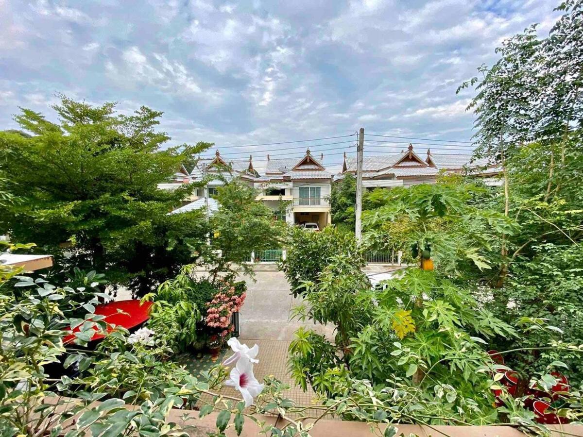 Modern Thai Style Garden Villa Chiang Mai