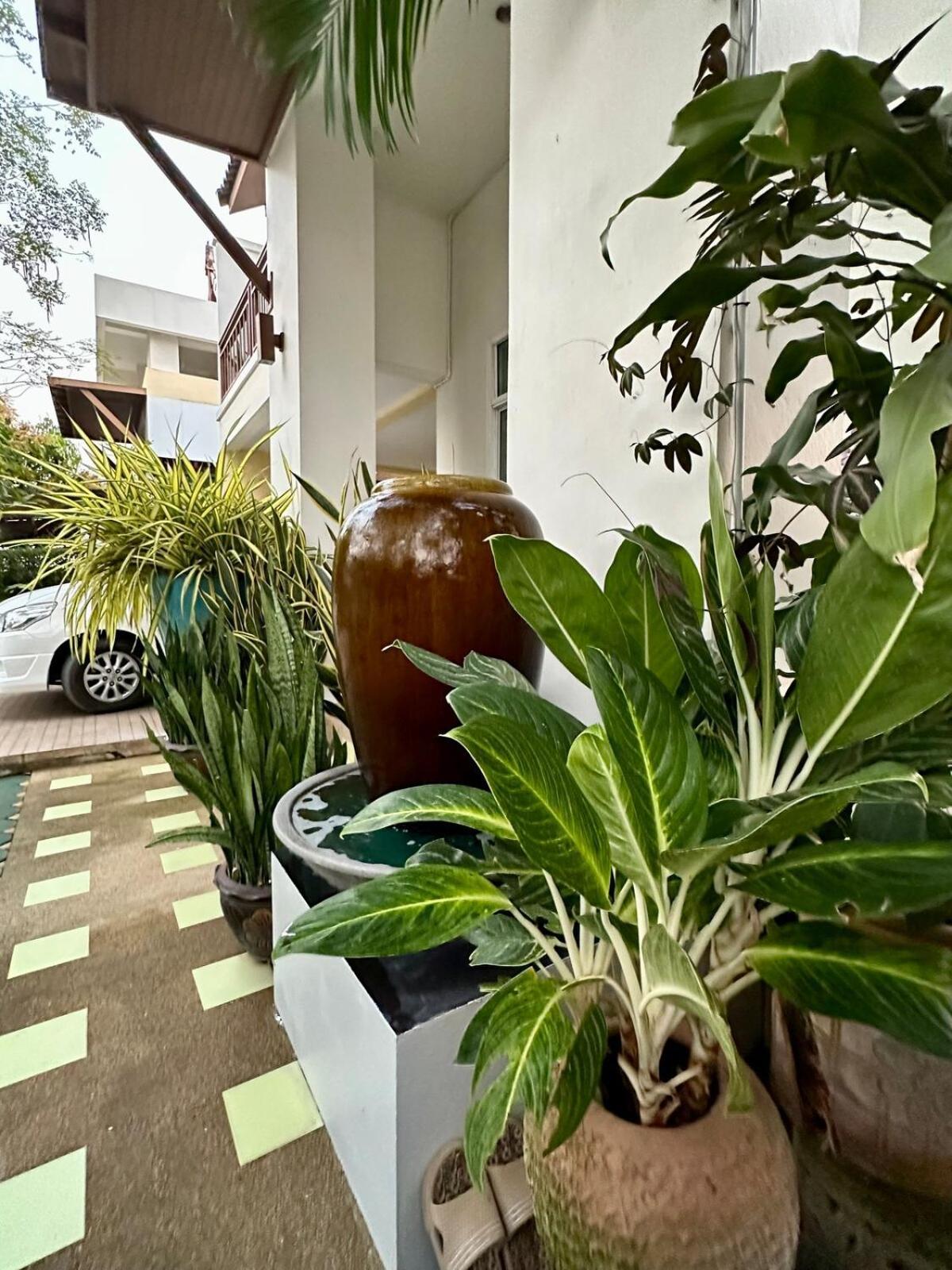 Modern Thai Style Garden Villa Chiang Mai