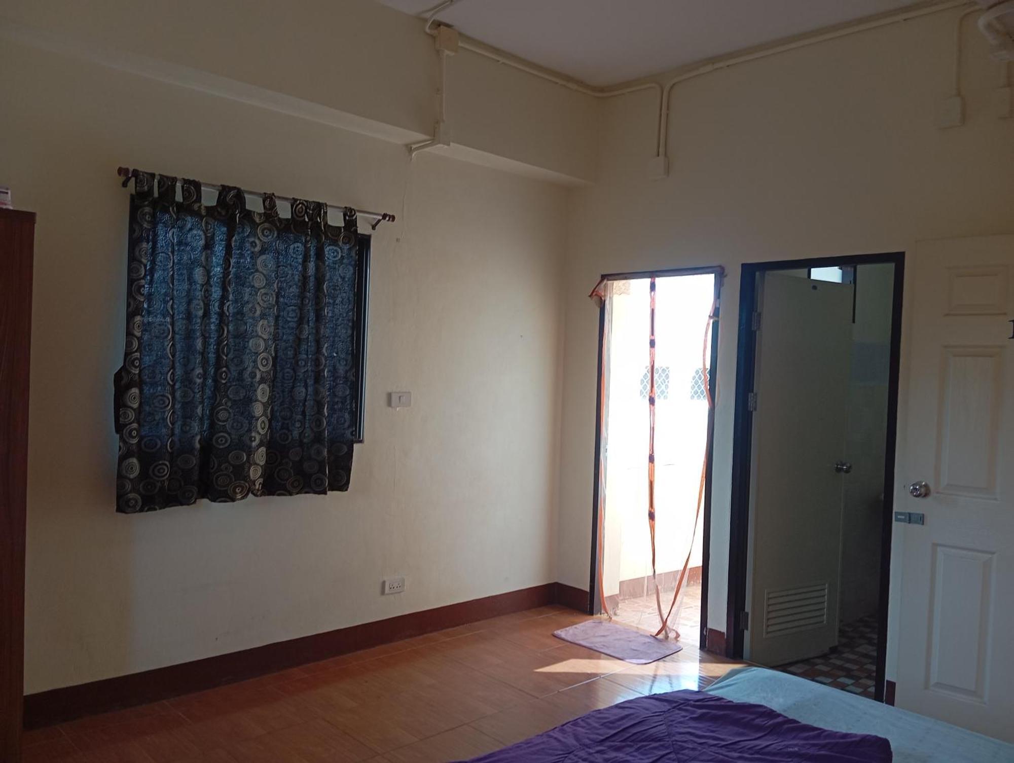 Bann Sabay Apartment Chiang Mai