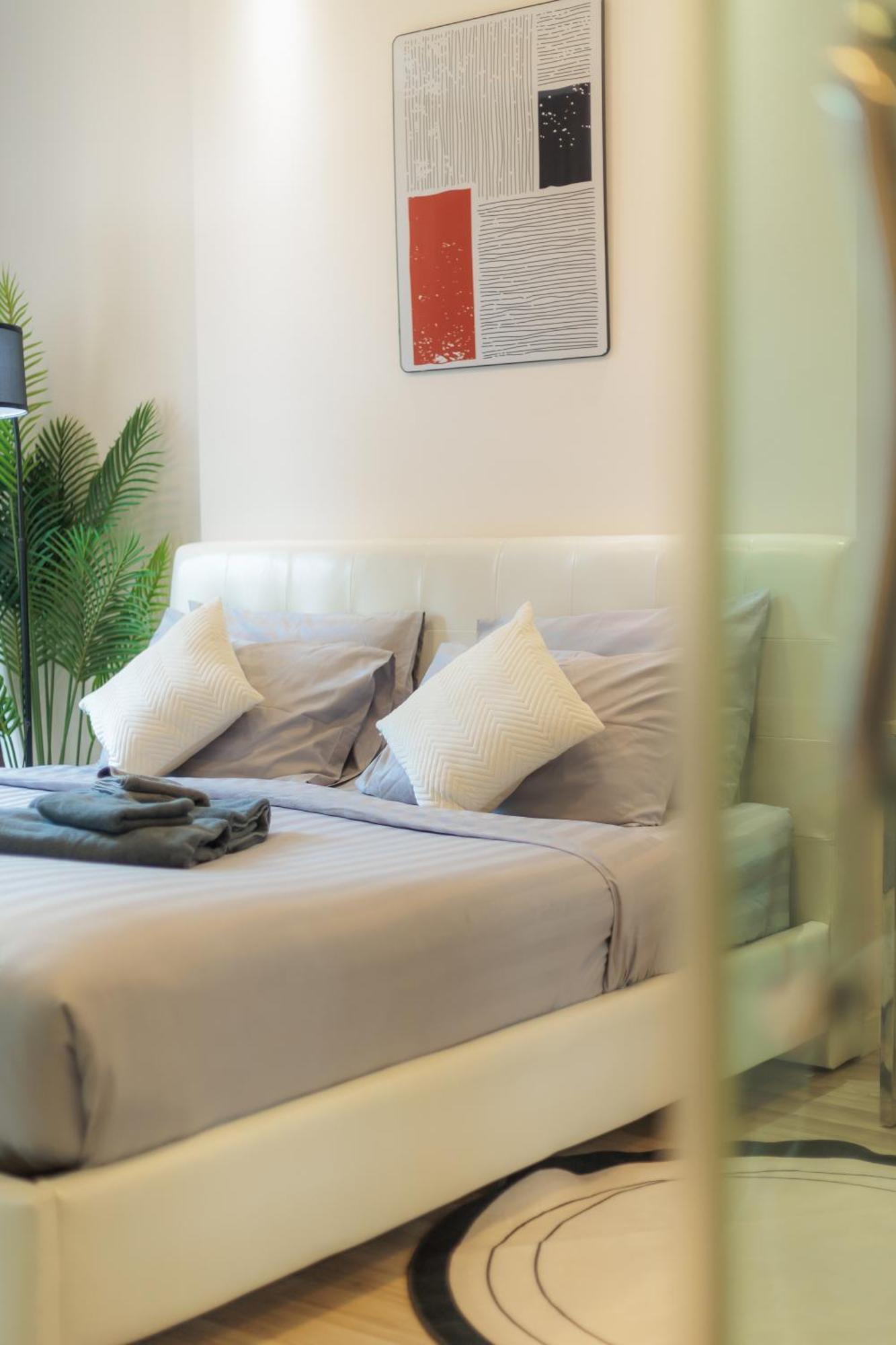 Stylish Near Fest Apartment *