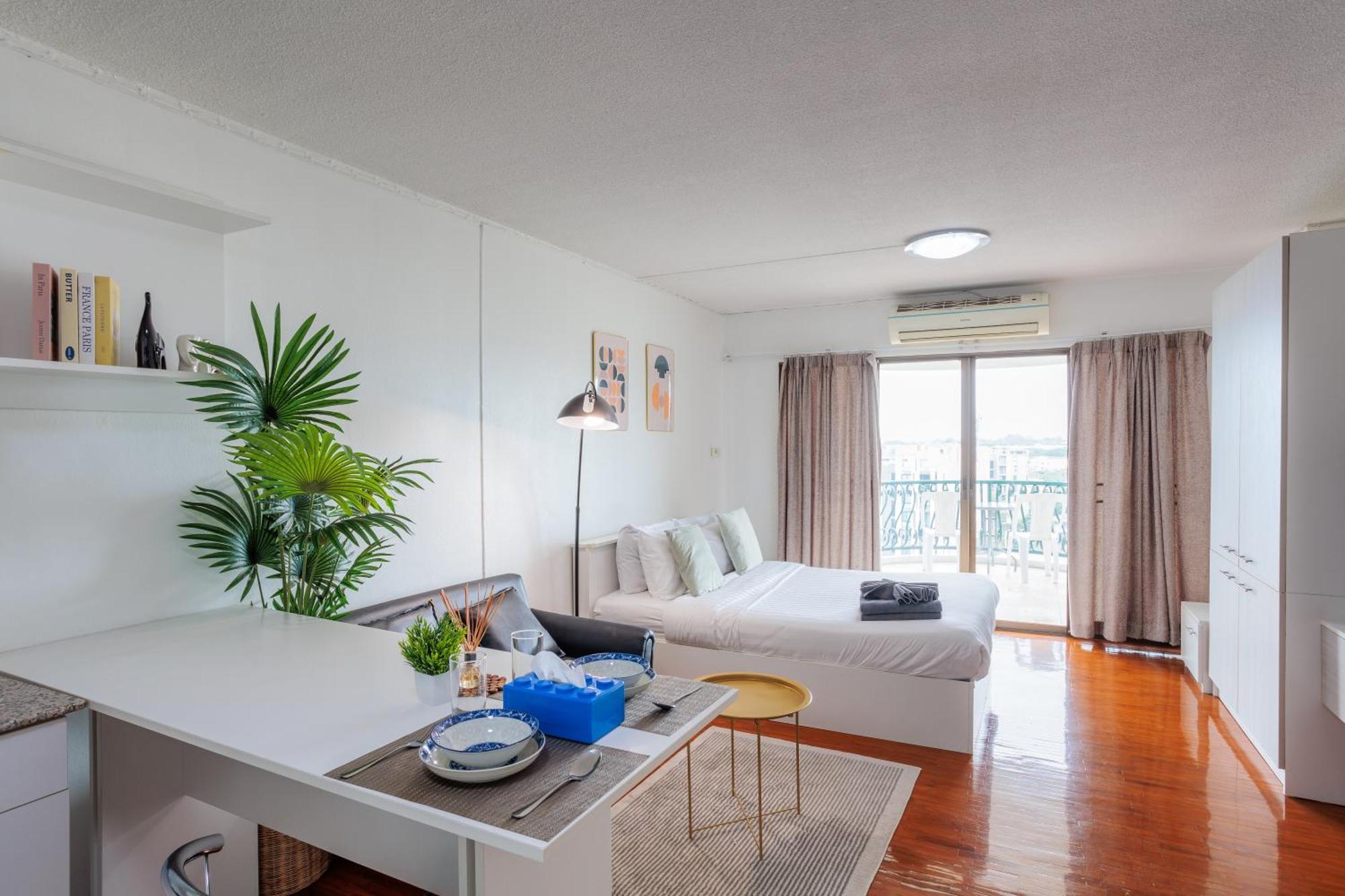 Apartment In The , Panorama View