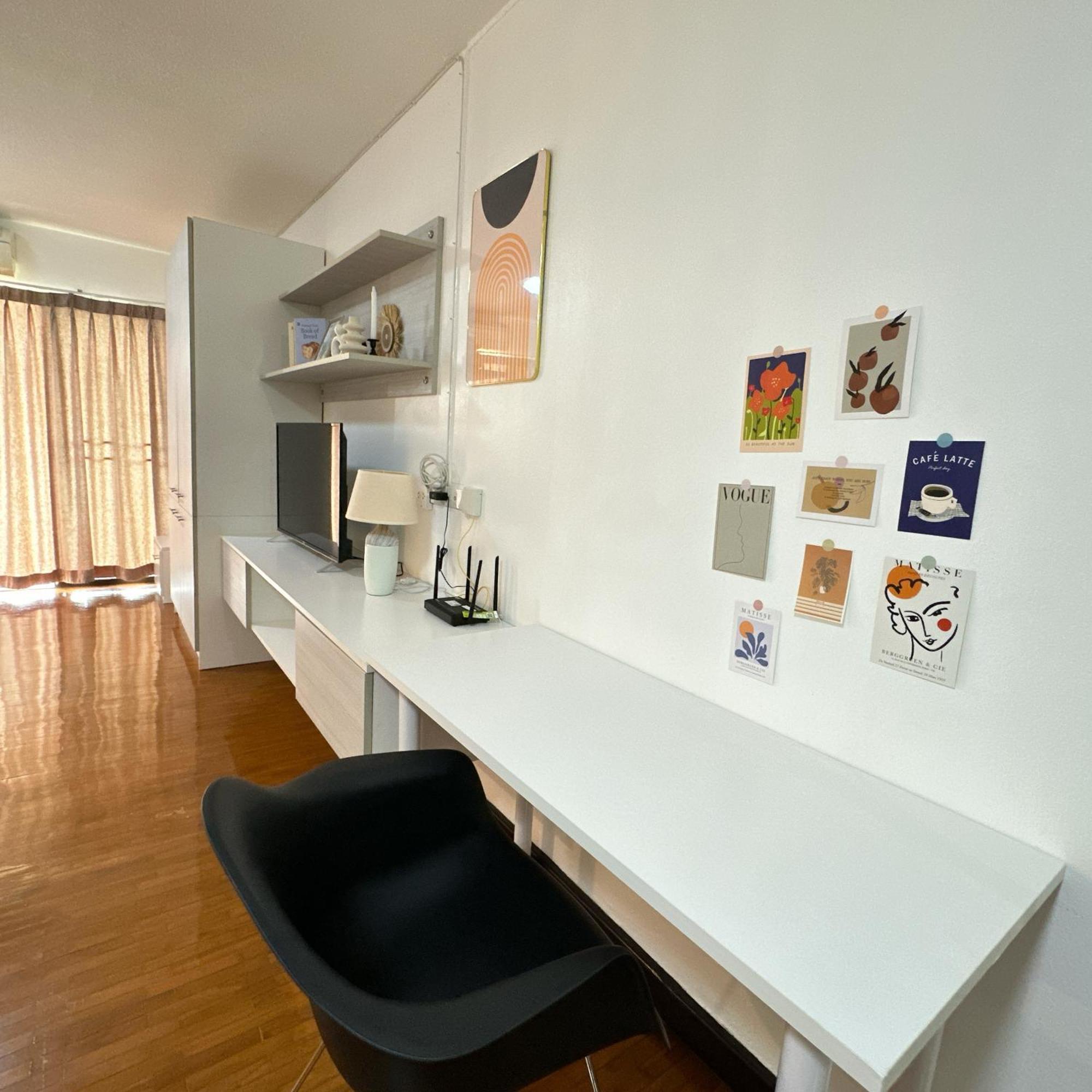 In The , Panorama View Apartment *