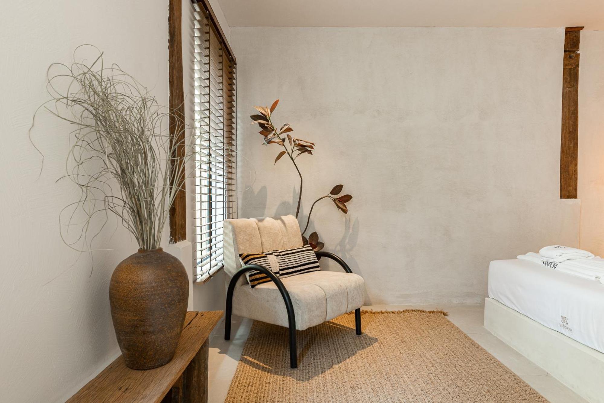 Tanpuri Thapea - Prime Location Estate * Chiang Mai