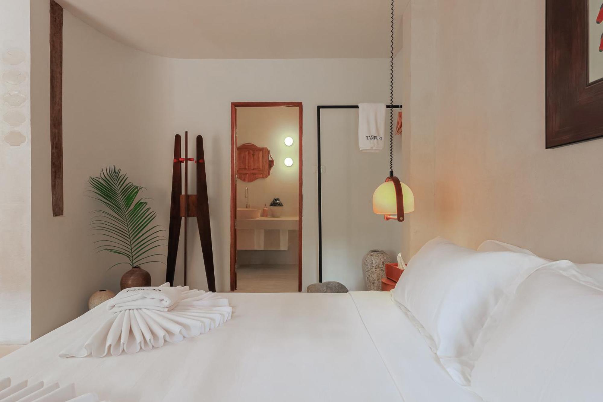 Tanpuri Thapea - Prime Location Estate Villa *