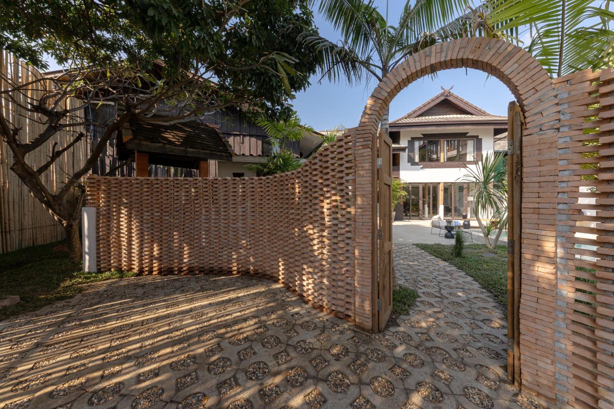 Tanpuri Thapea - Prime Location Estate *