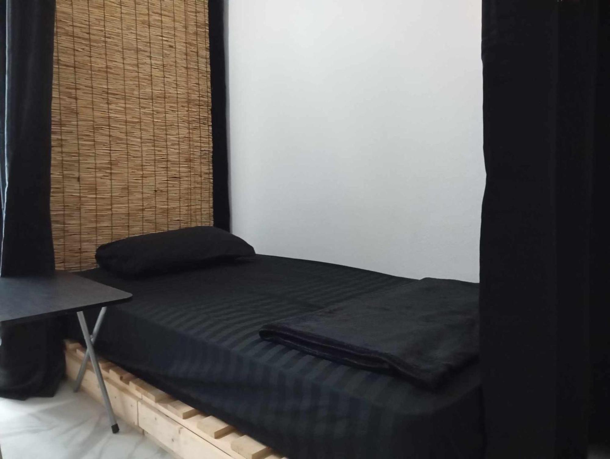 Lita Hostel *