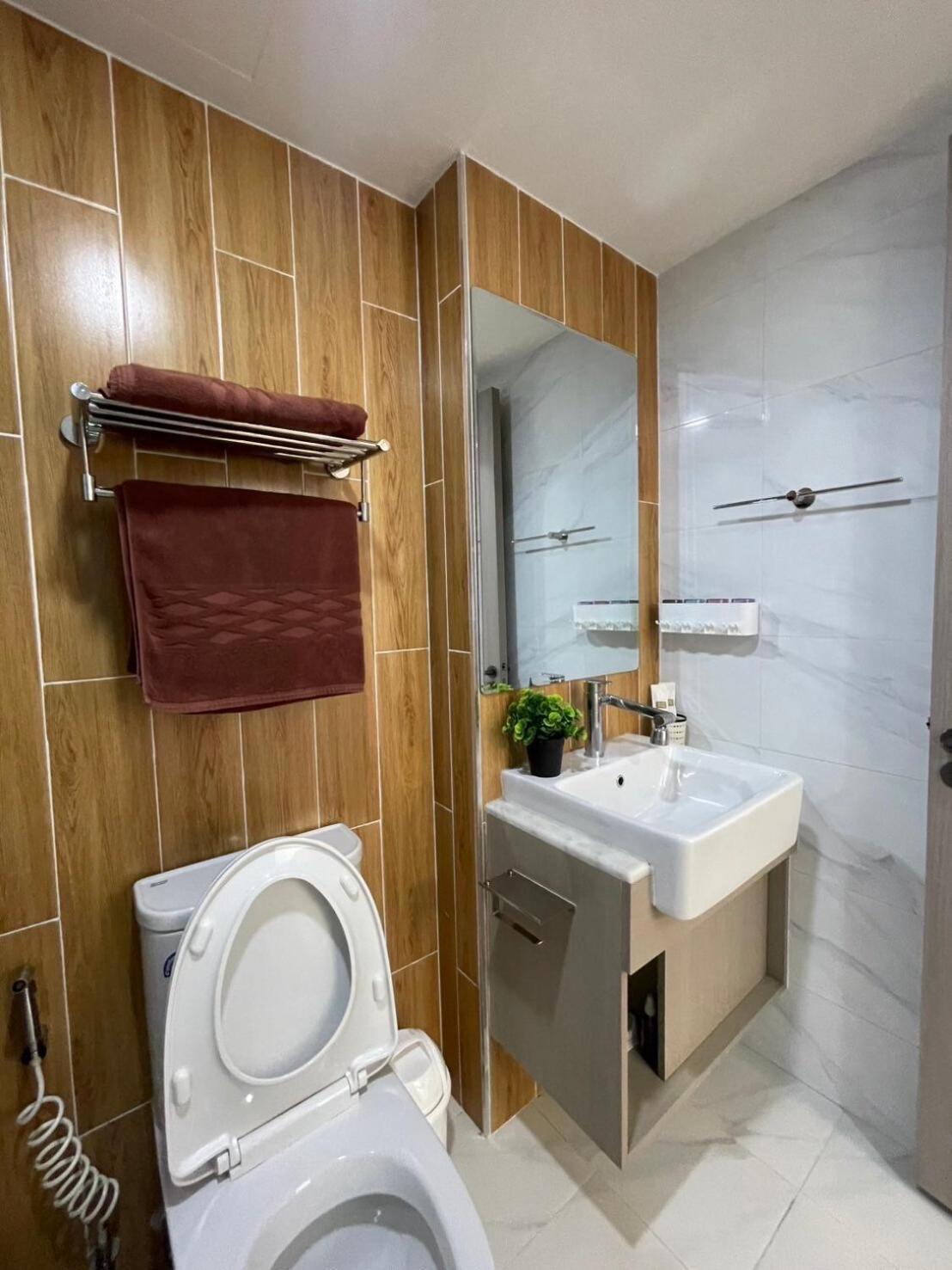 Apartment The One Chiangmai Seven *