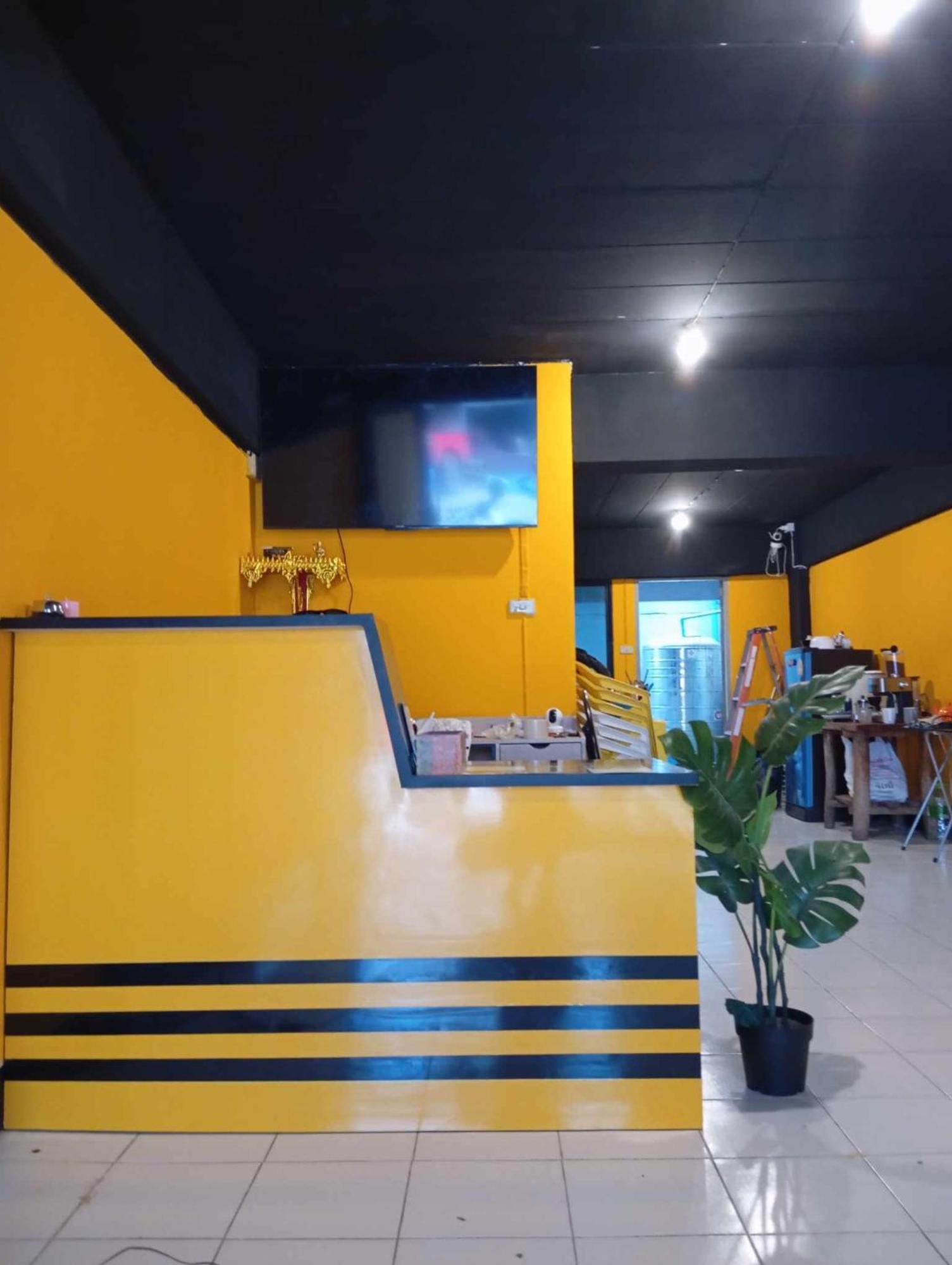 Lita Hostel *