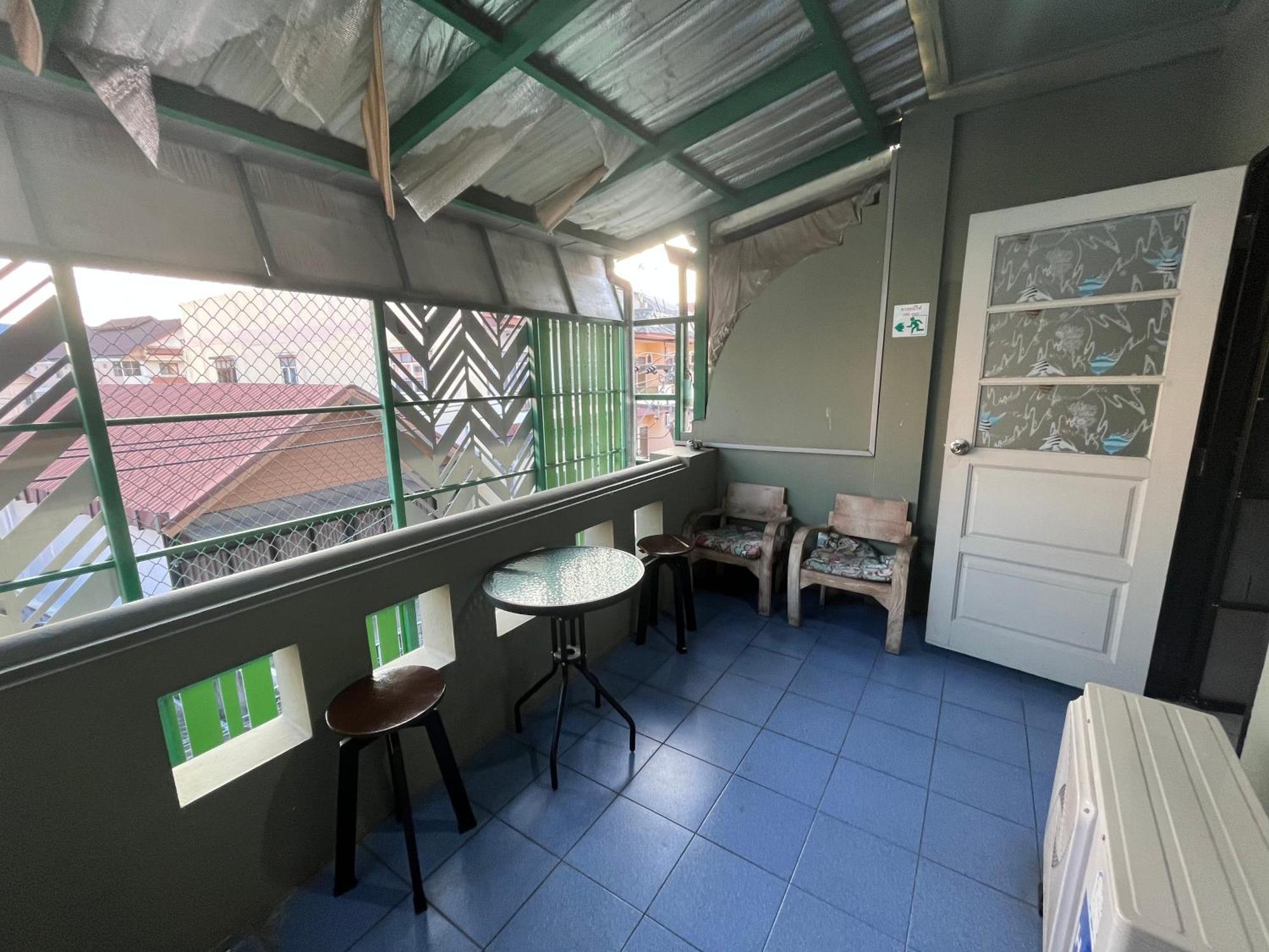 Hostel Lazy Gibbon 1 - Tha Phae Gate Chiang Mai