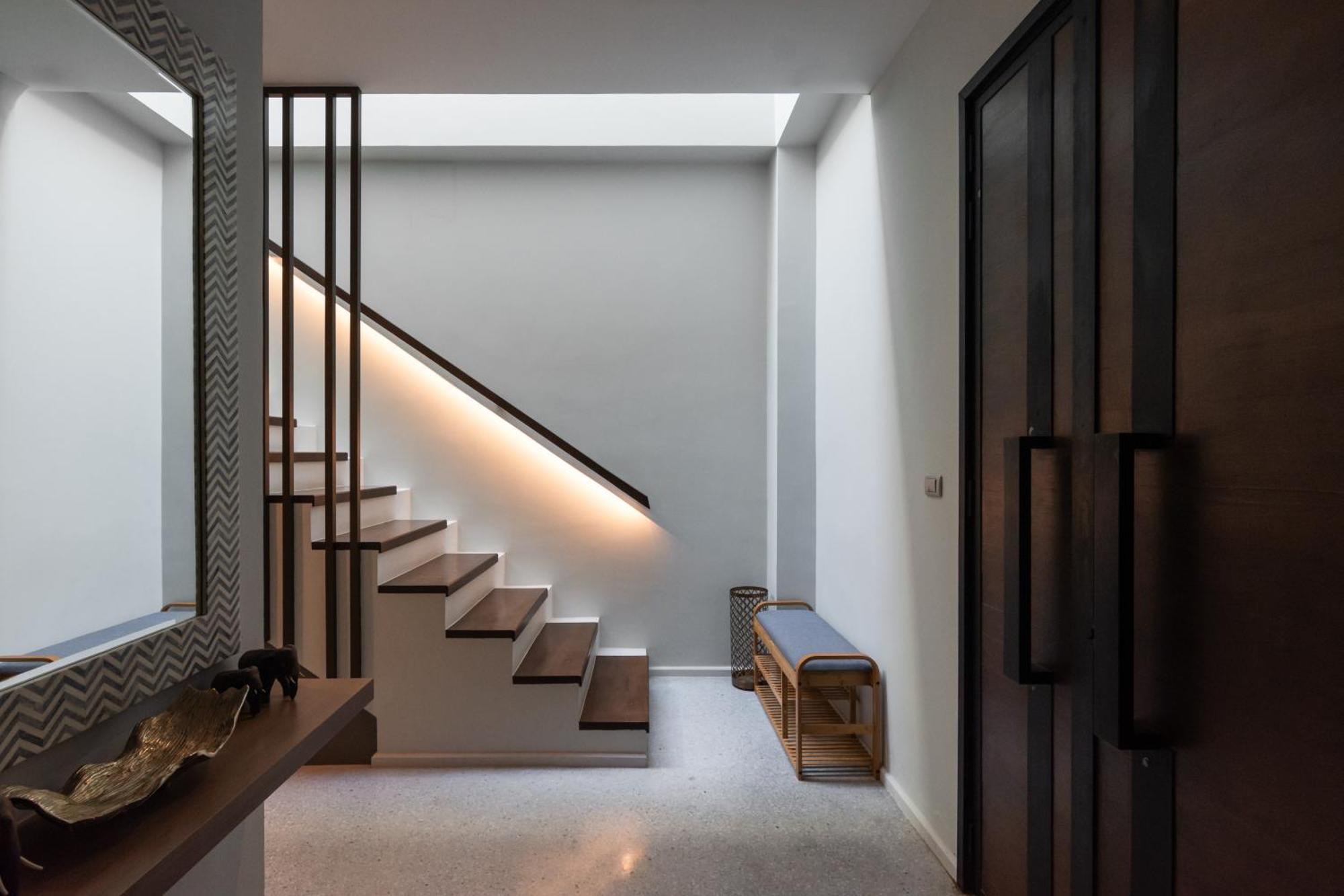 Cayla Private Apartment