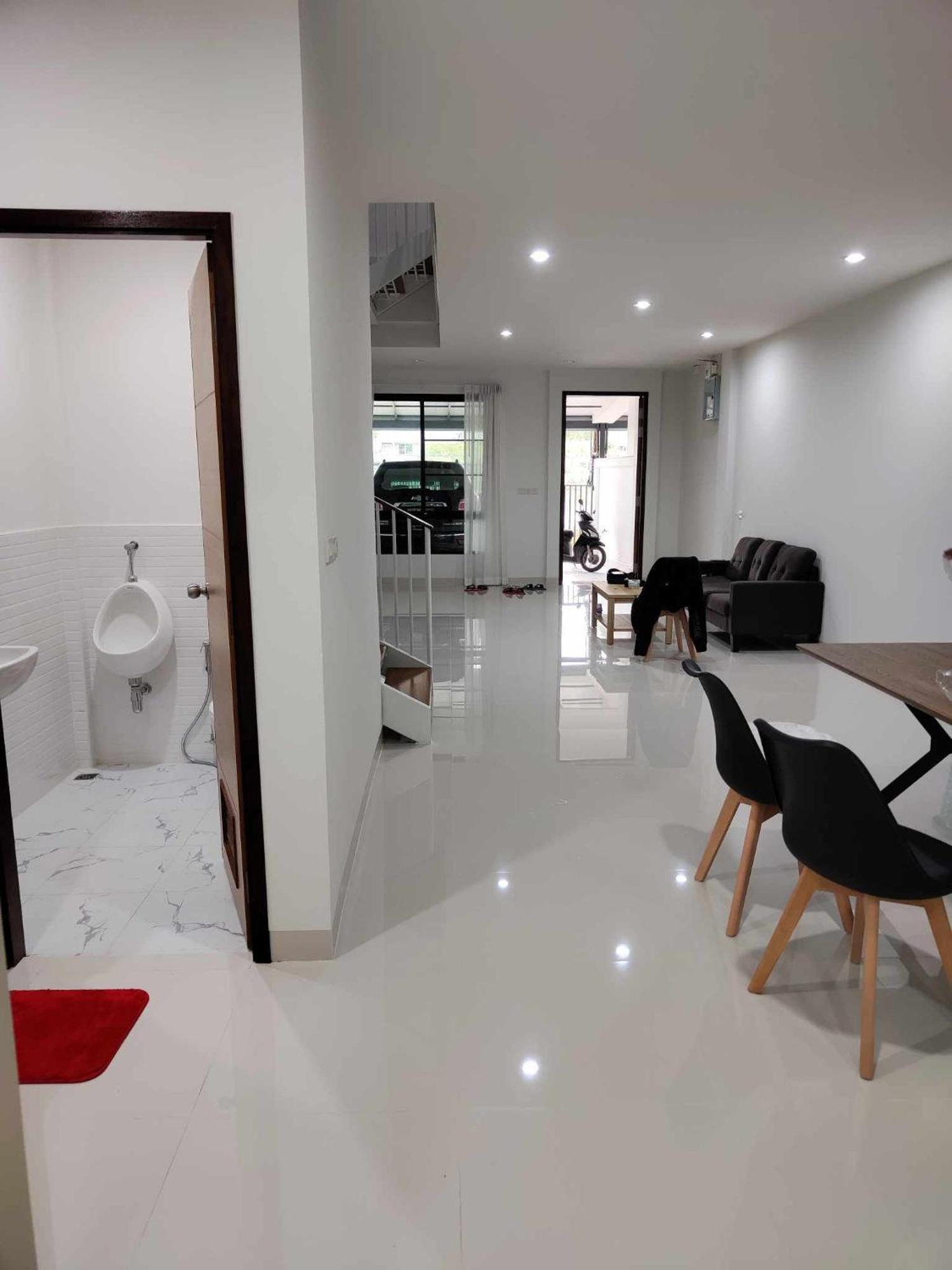 Hotel Modern House Cnx Chiang Mai