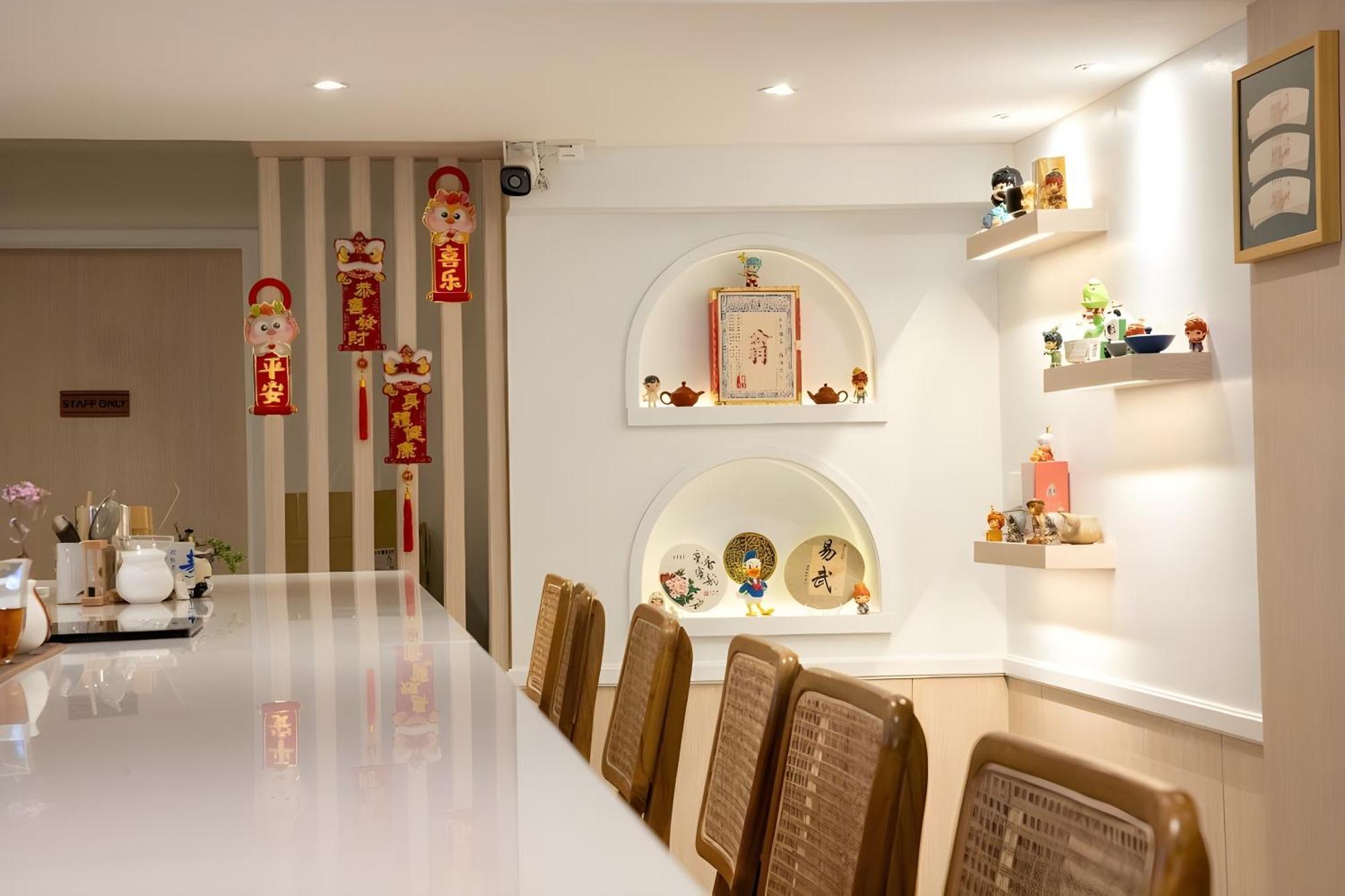 Hotel Zhennan Teabar Chiang Mai