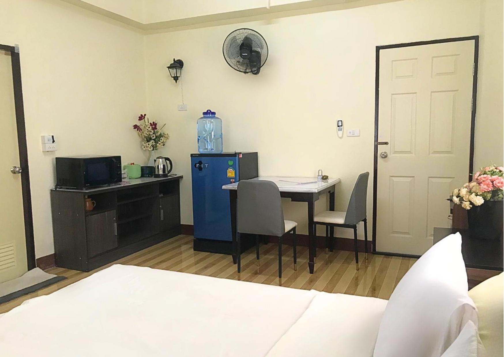 Meethan 9, Apartment *