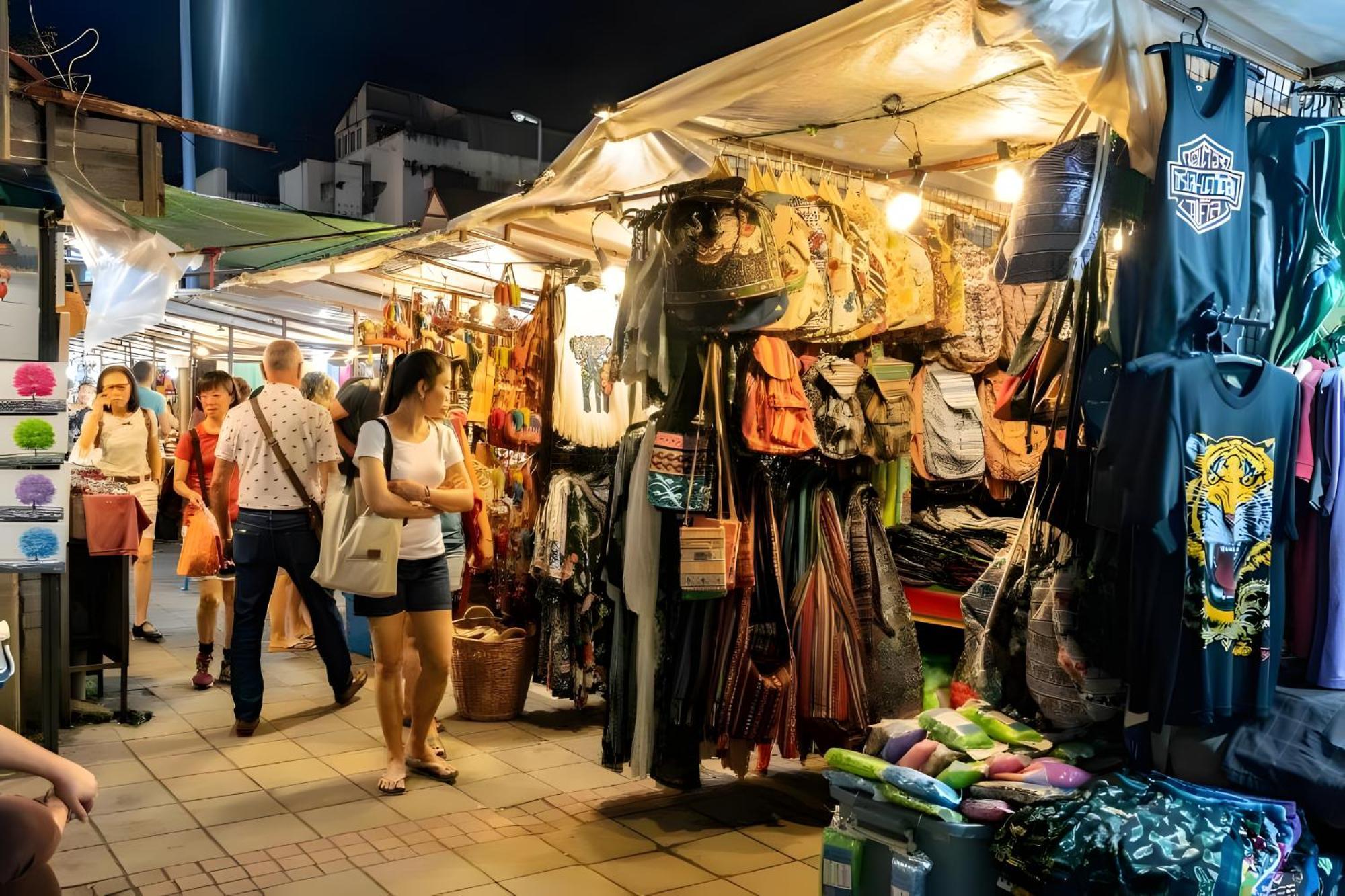 Go Night Bazaar - โกอินน์ ไนท์บาซ่า * Chiang Mai