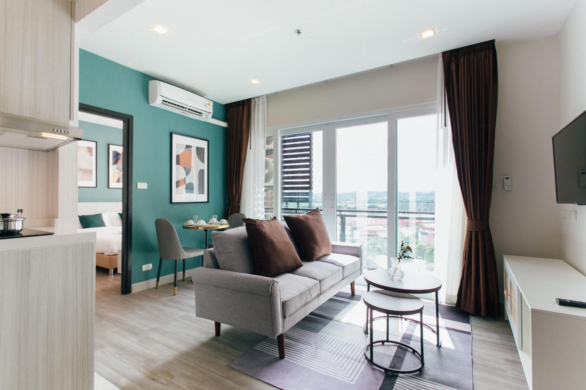 Prio Signature Aparthotel