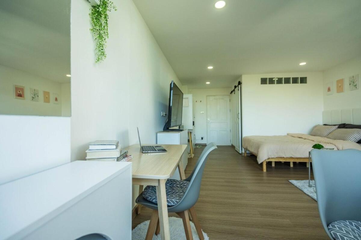 Apartment Friendly Monthly Between Nimman&old Town Chiang Mai