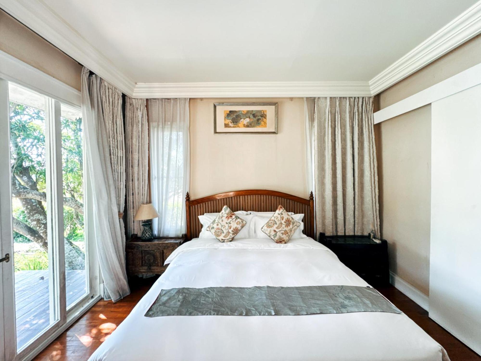 The Cathay & * Chiang Mai