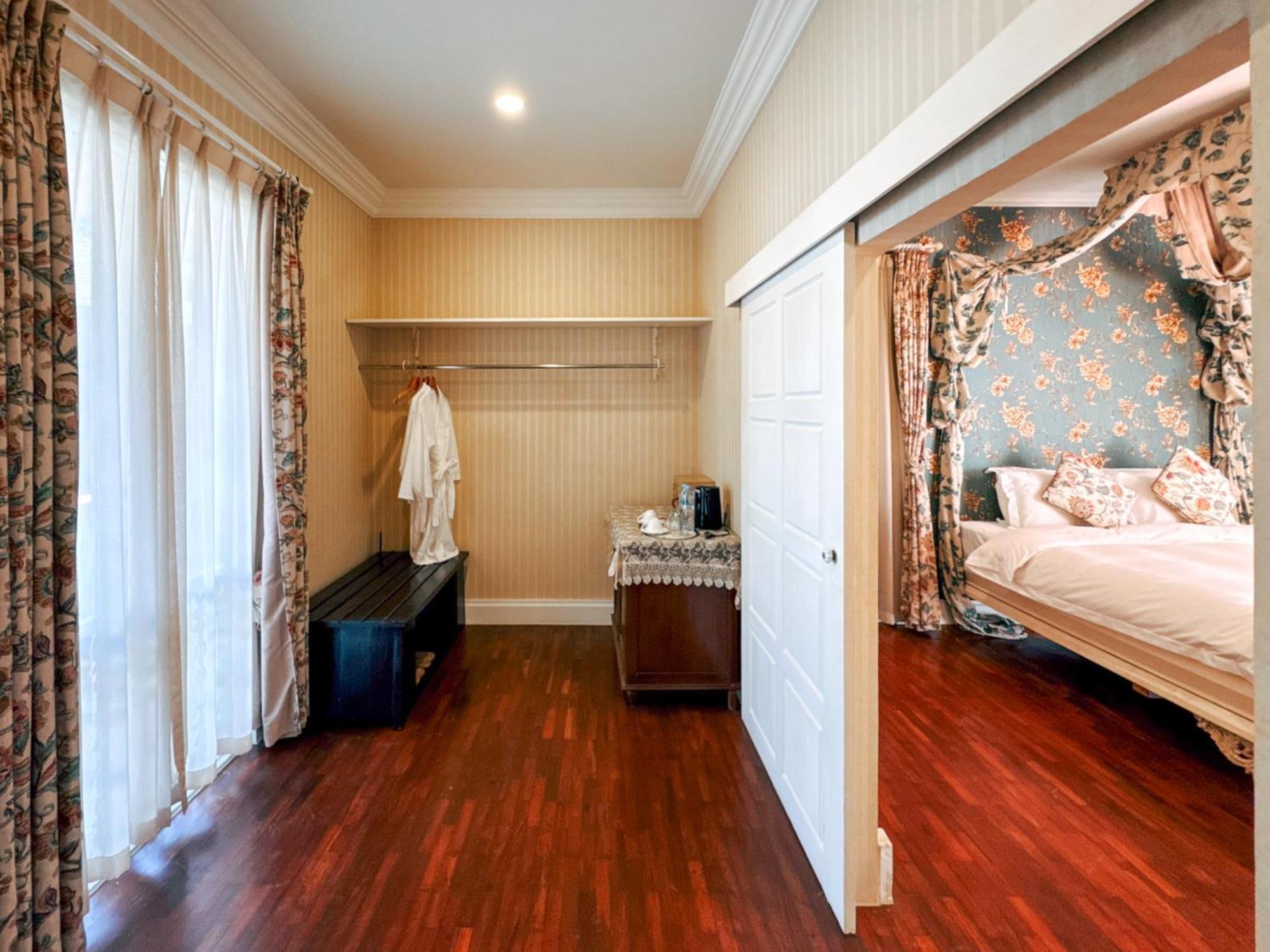 The Cathay & Hotel Chiang Mai