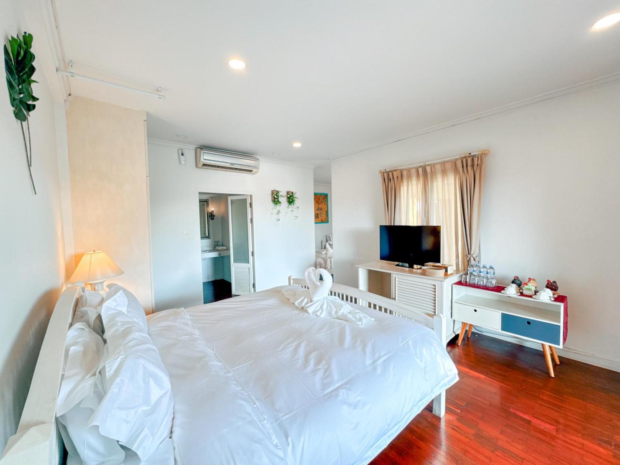 The Cathay & Hotel Chiang Mai
