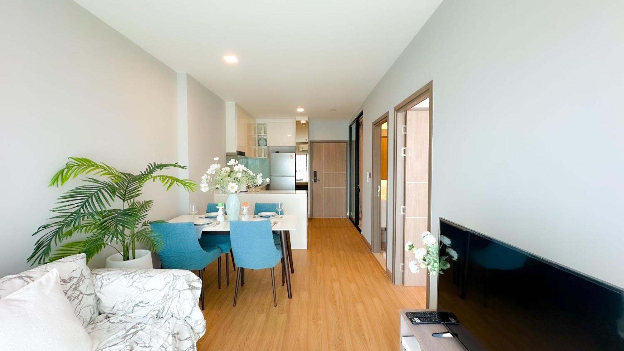 Astra Sky River Chang Khlan Apartment