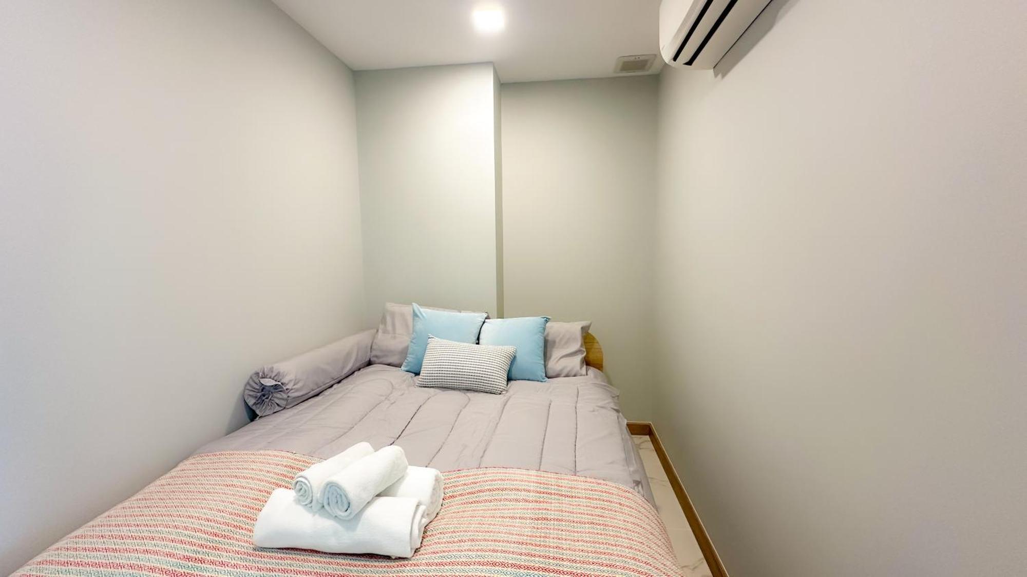 Astra Sky River Chang Khlan Apartment