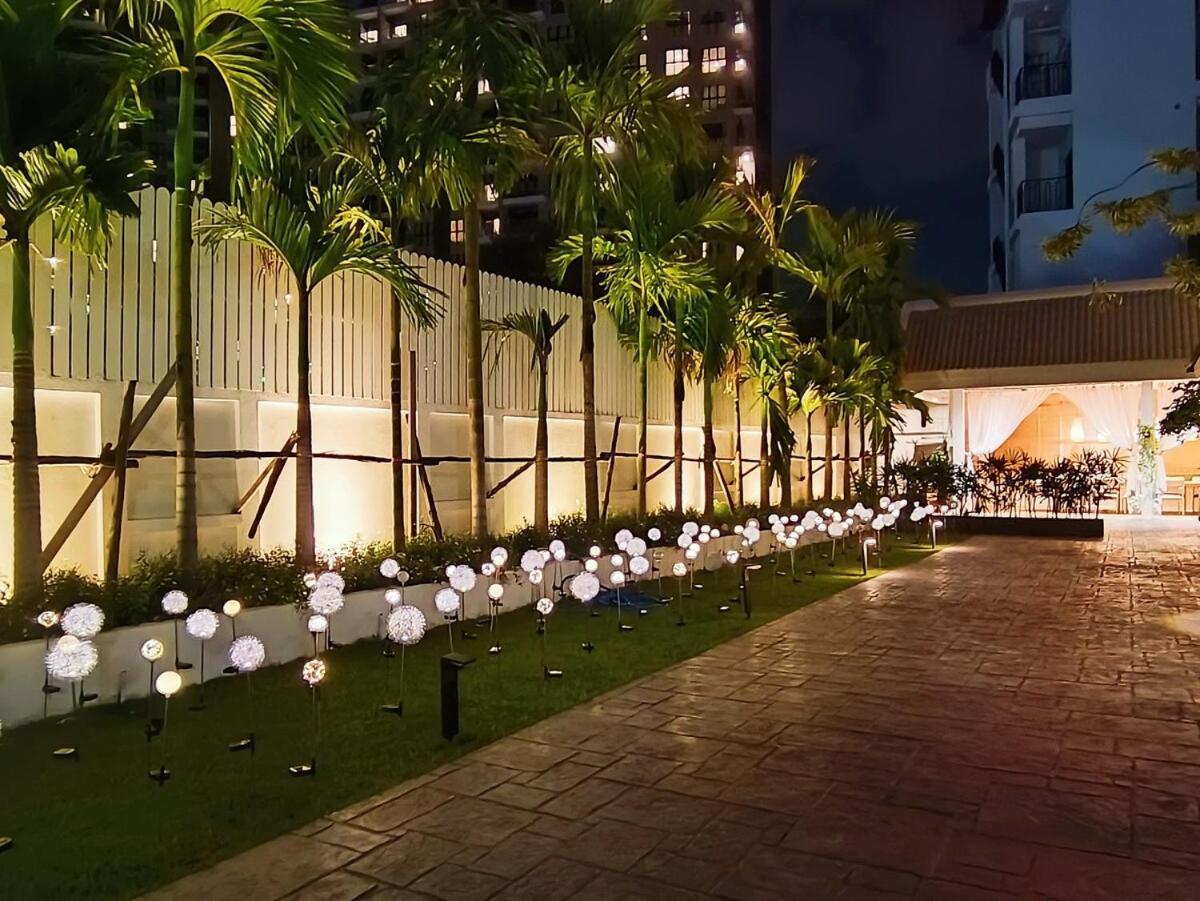 Near Ancient City, Walking Night Bazaar, 6 Bedroom 7 Bathroom Luxury Pool Garden Chiang Mai
