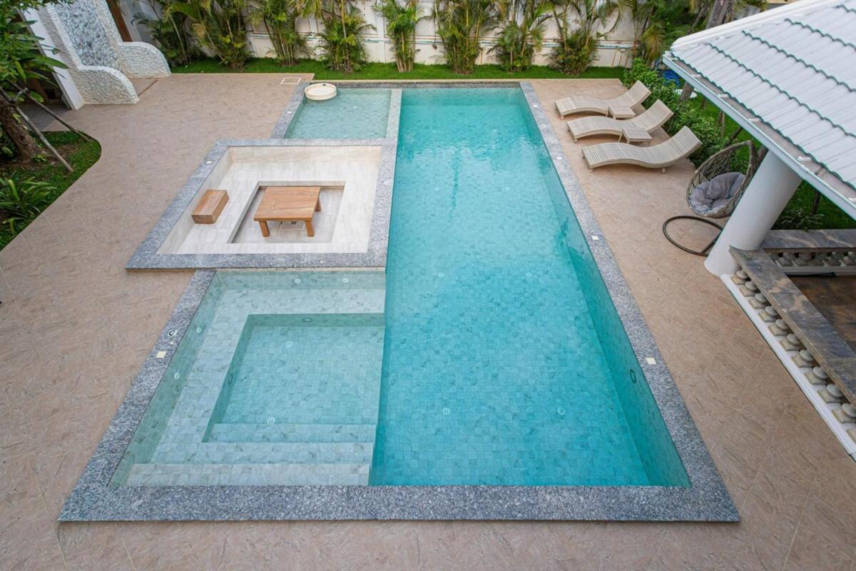 Near Ancient City, Walking Night Bazaar, 6 Bedroom 7 Bathroom Luxury Pool Garden * Chiang Mai