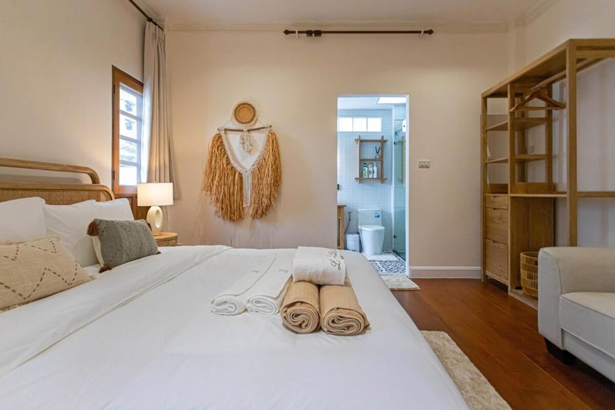 Near Ancient City, Walking Night Bazaar, 6 Bedroom 7 Bathroom Luxury Pool Garden