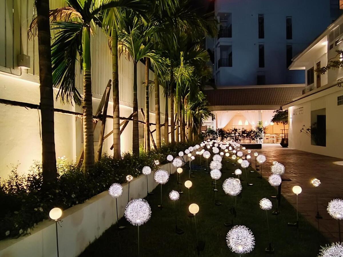 Near Ancient City, Walking Night Bazaar, 6 Bedroom 7 Bathroom Luxury Pool Garden * Chiang Mai