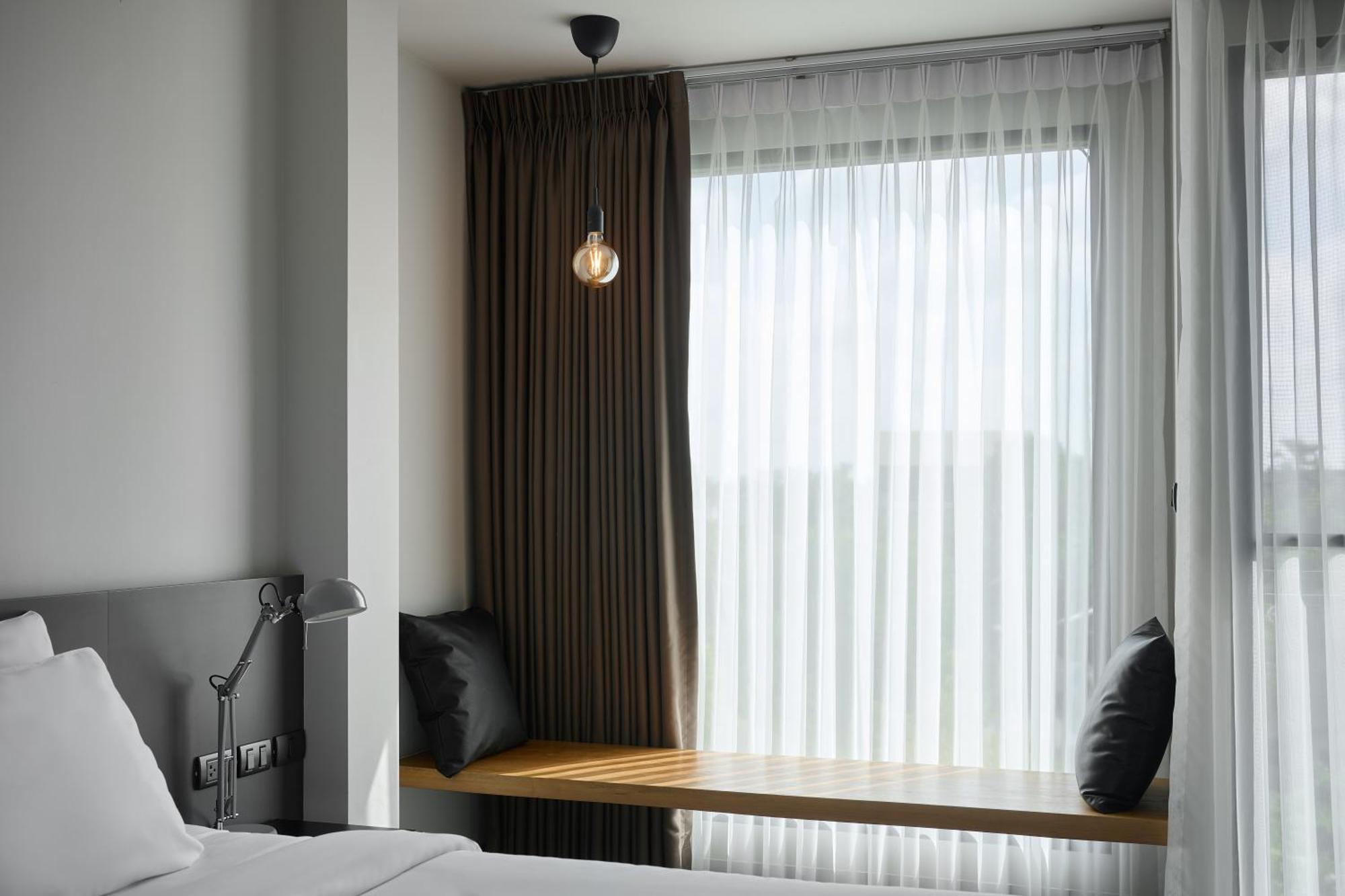 Hotel Por Arak 3*