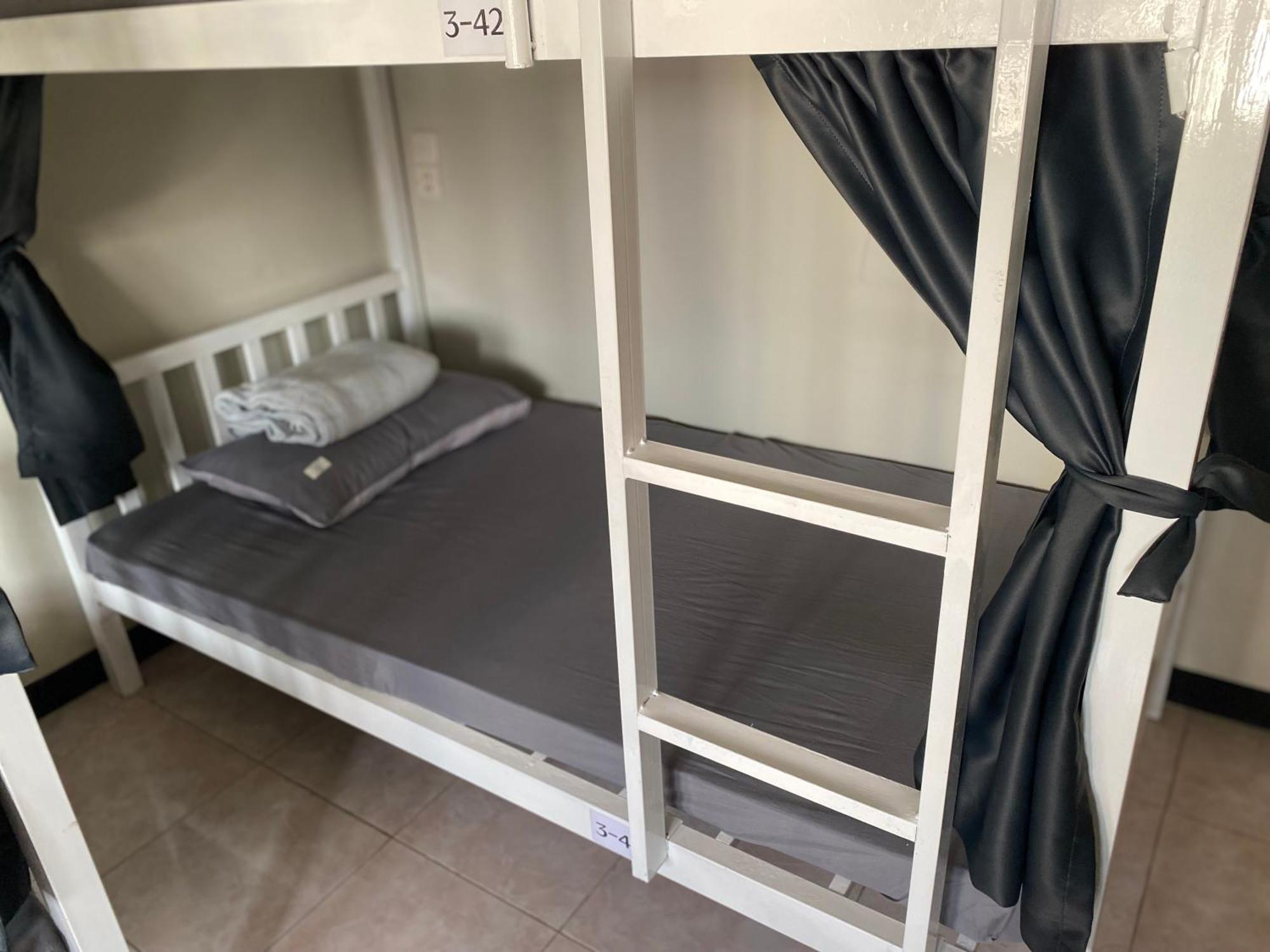 Vibecnx Hostel Chiang Mai