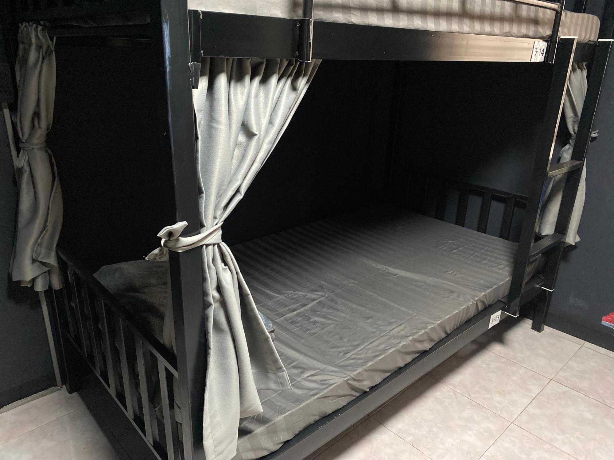 Hostel Vibecnx Chiang Mai