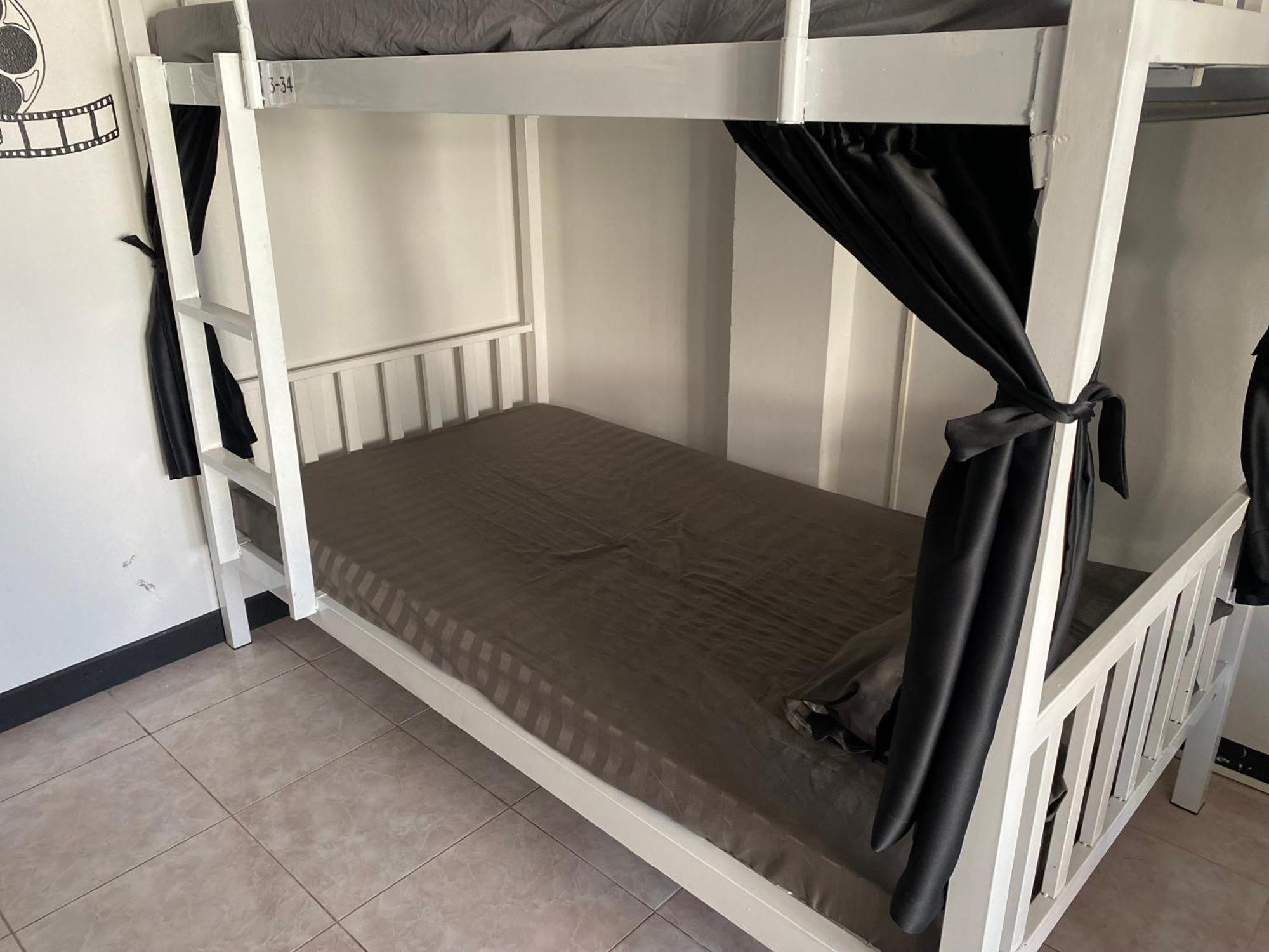 Vibecnx Hostel Chiang Mai