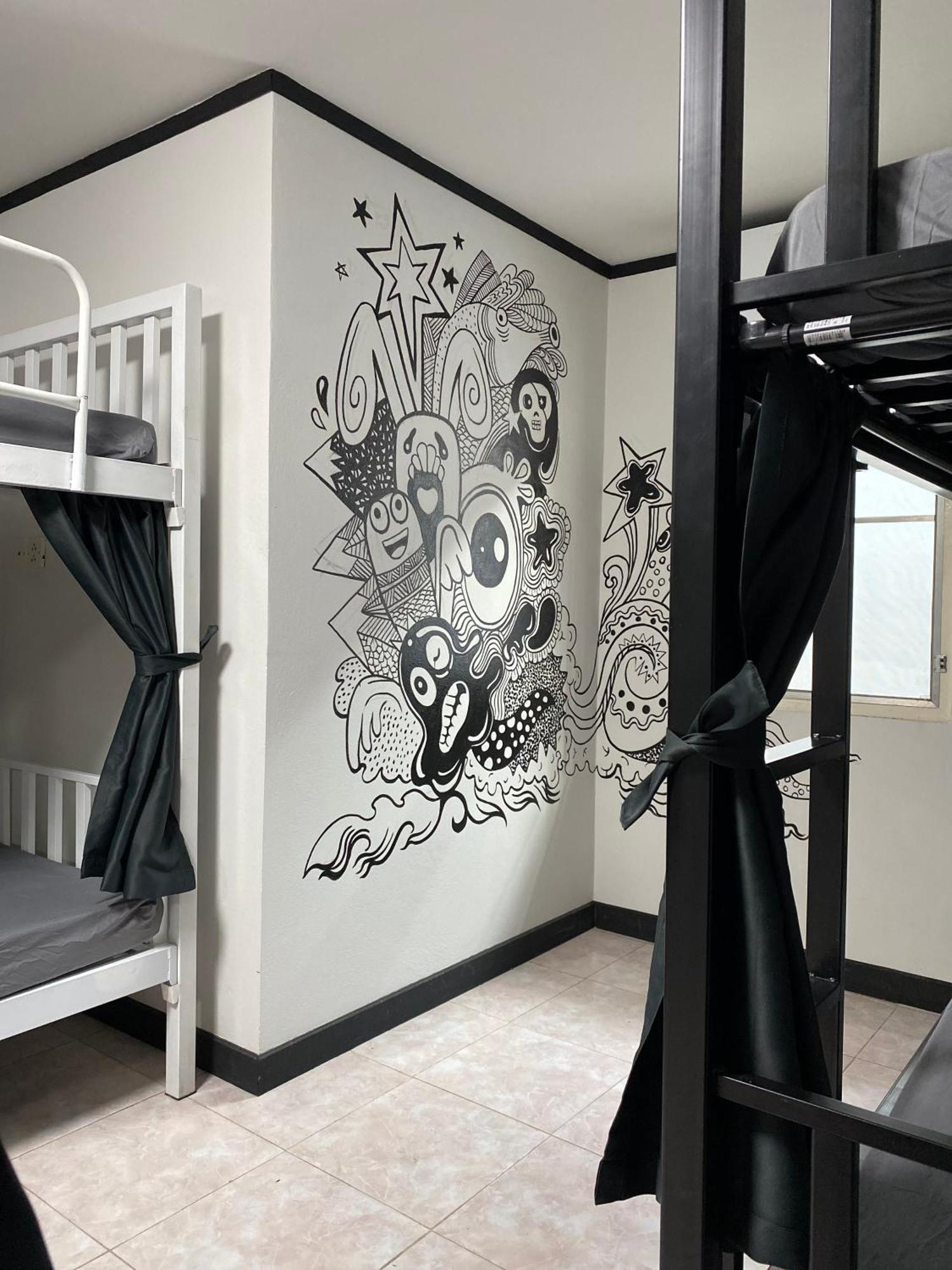 Vibecnx Hostel *