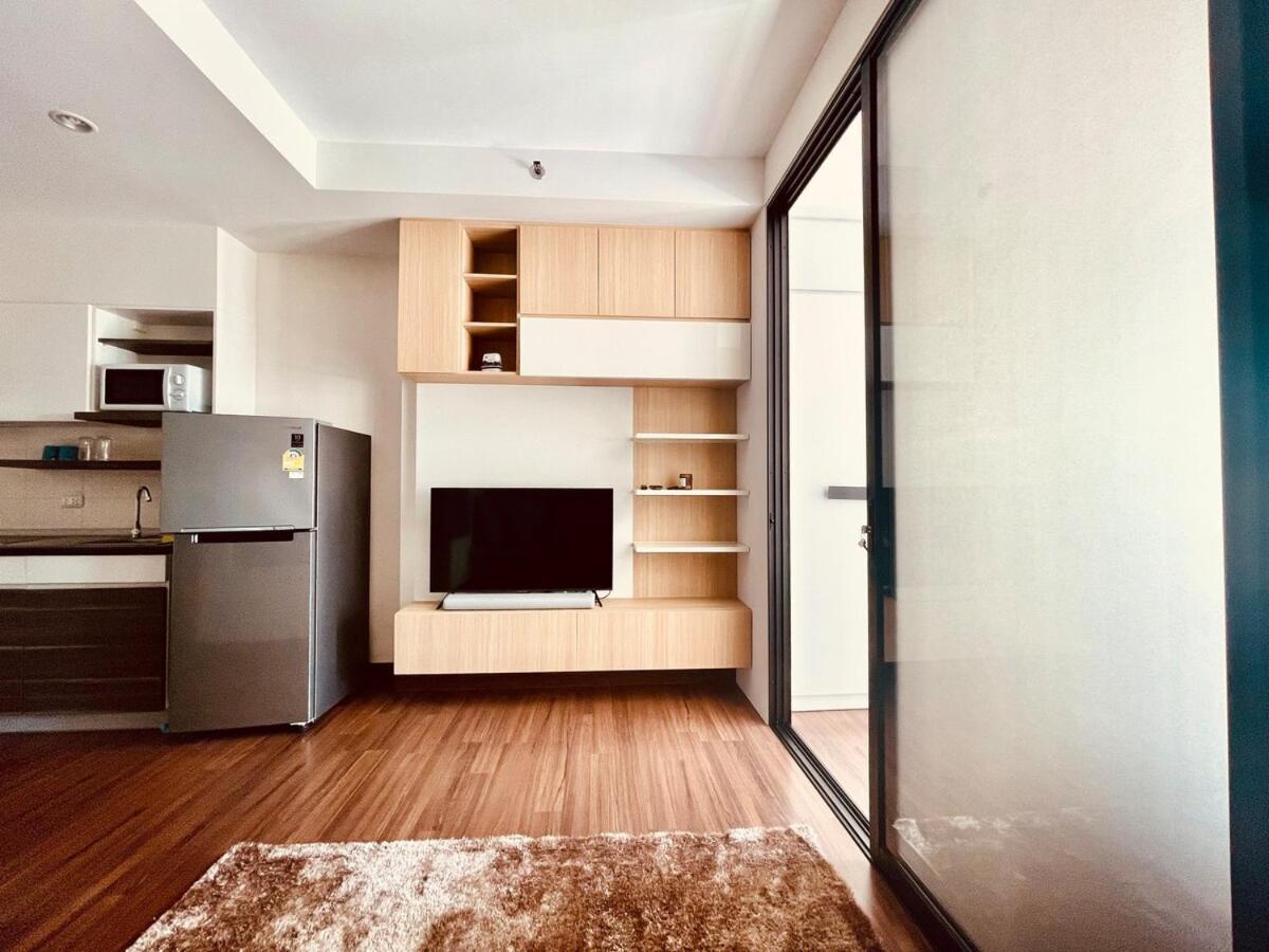 Apartment Near Festival