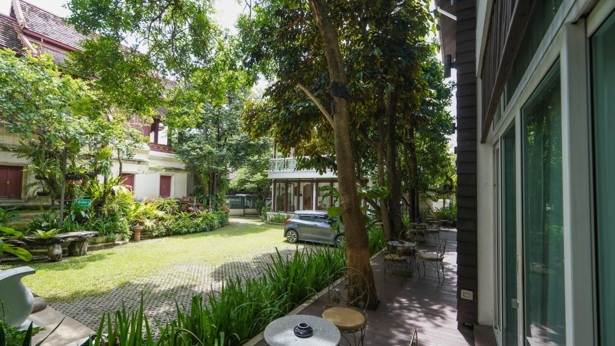 Kodchasri Thani Chiangmai Hotel 4*