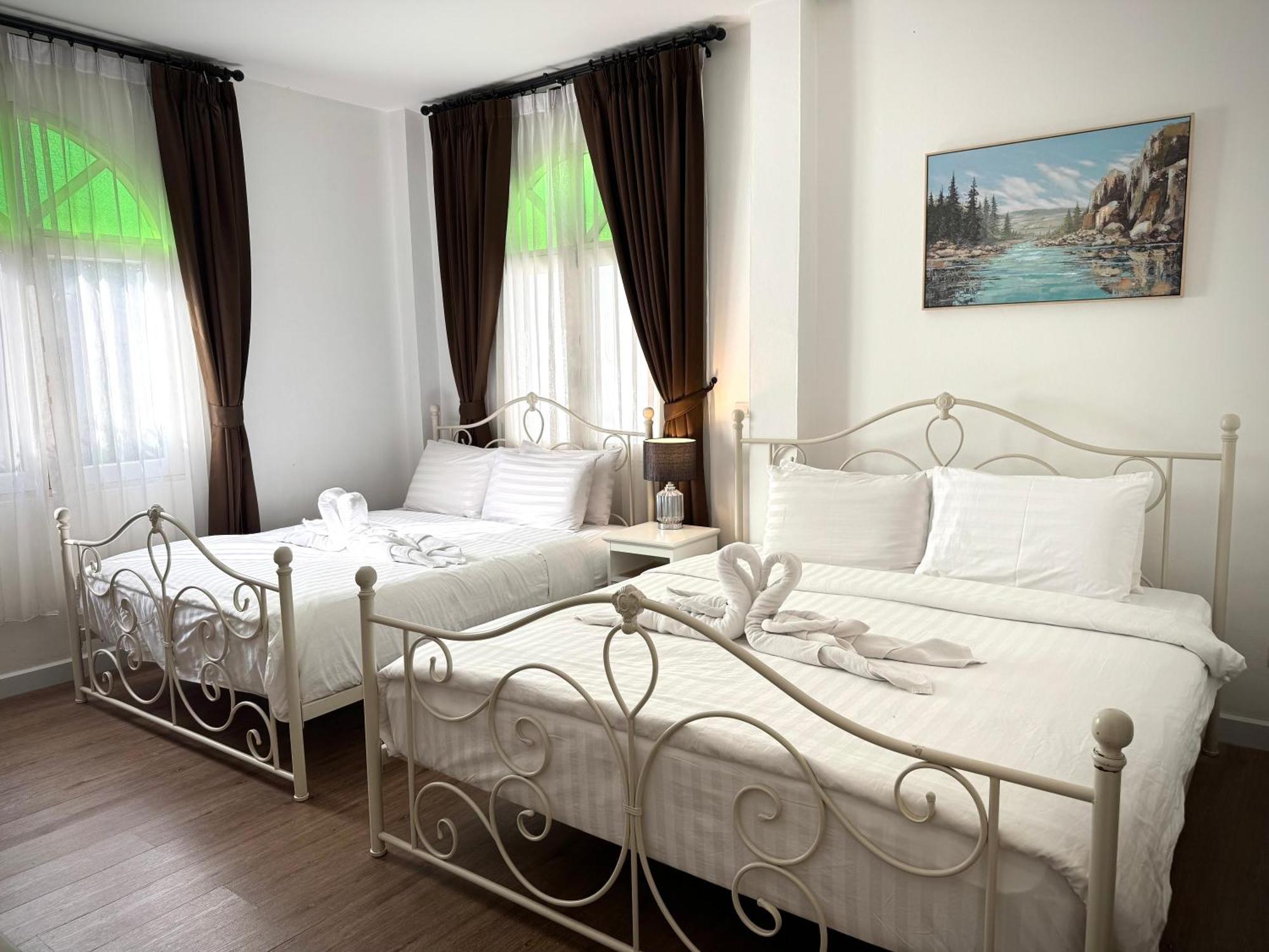 Hotel Nidhra Lanna