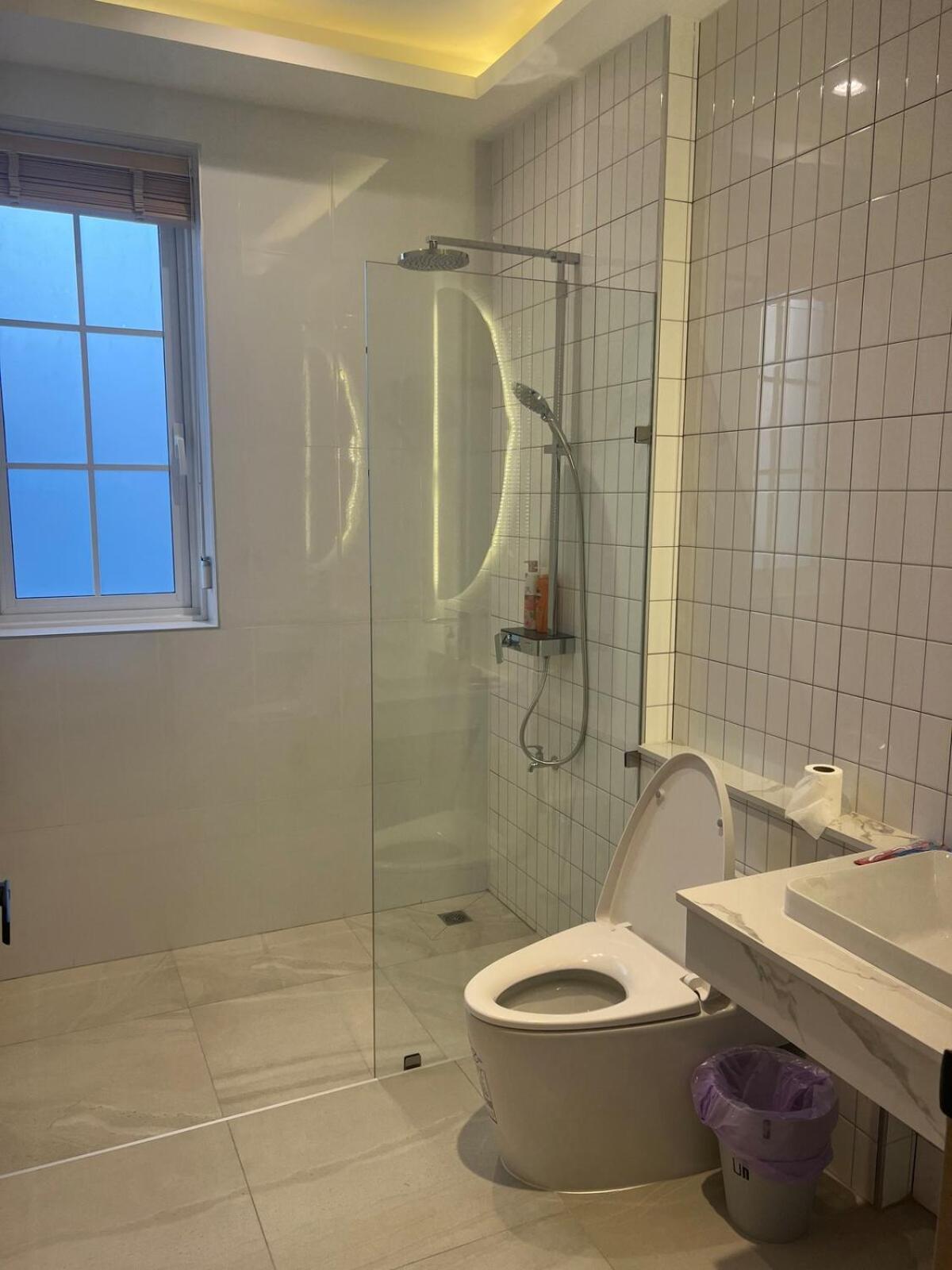 4bedroom Pool Near Airport