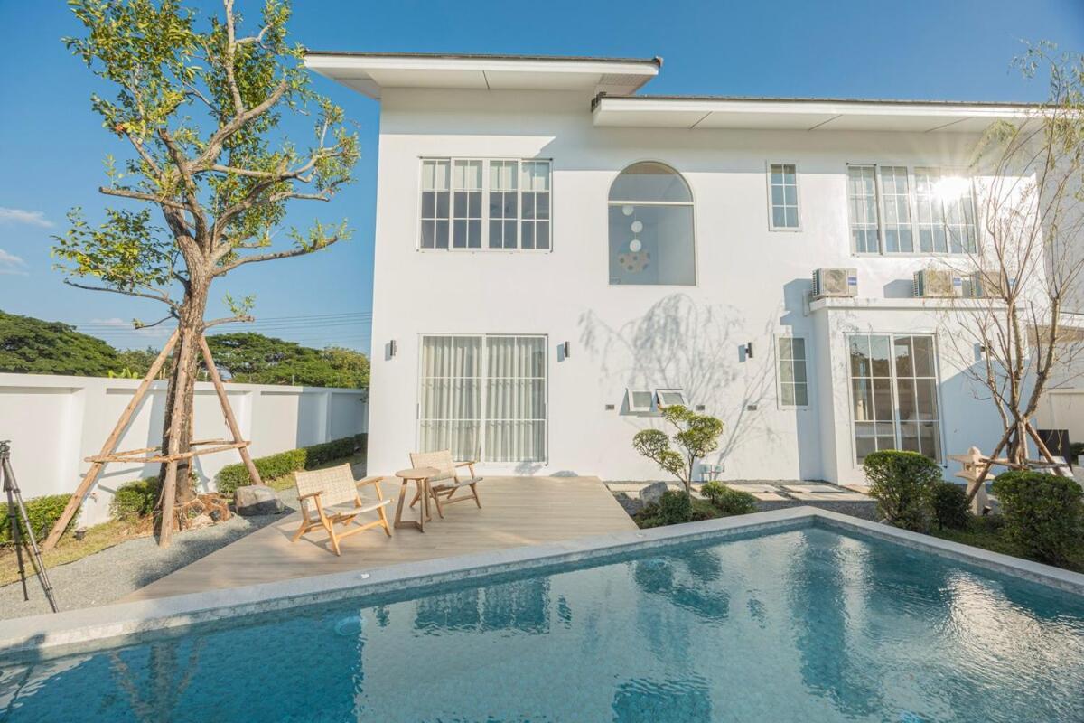 4bedroom Pool Near Airport *