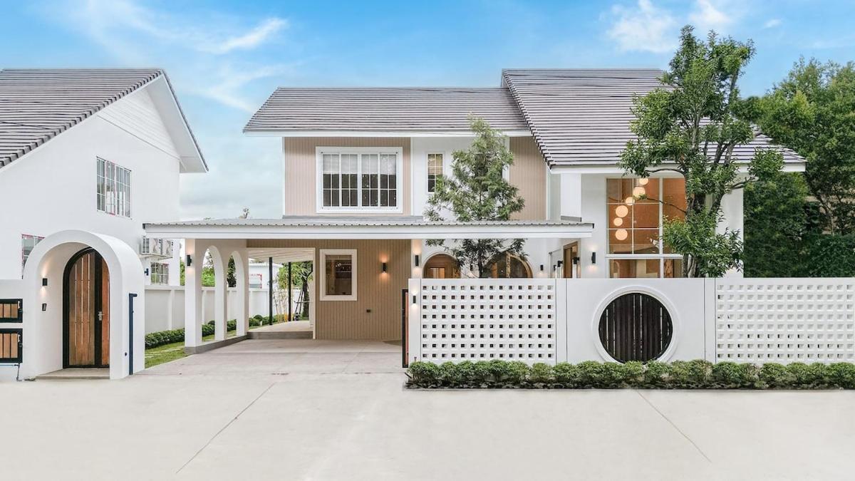 4bedroom Pool Near Airport Villa