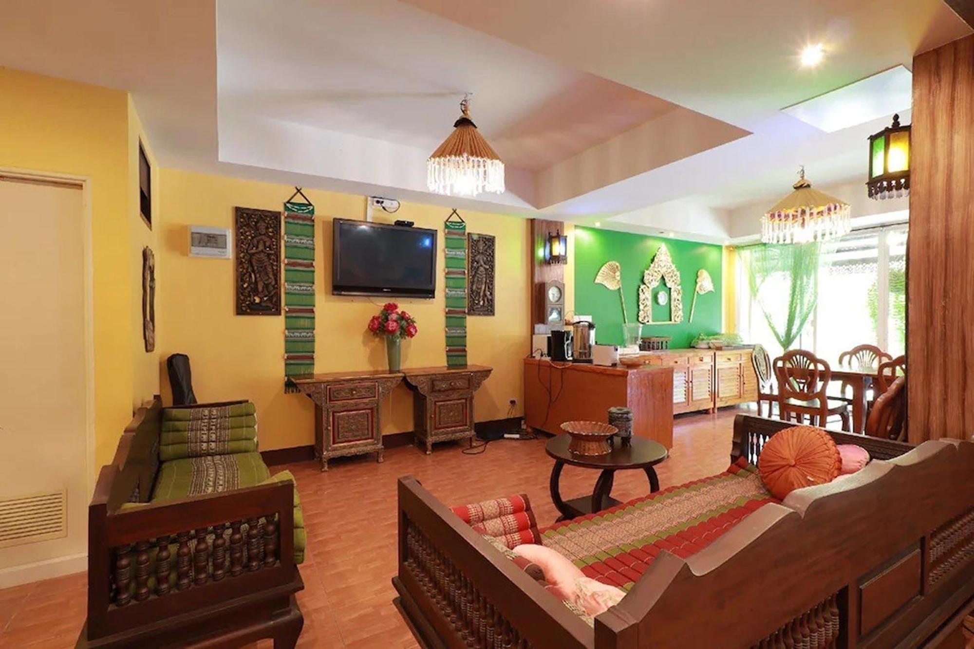 Lm Hostel *