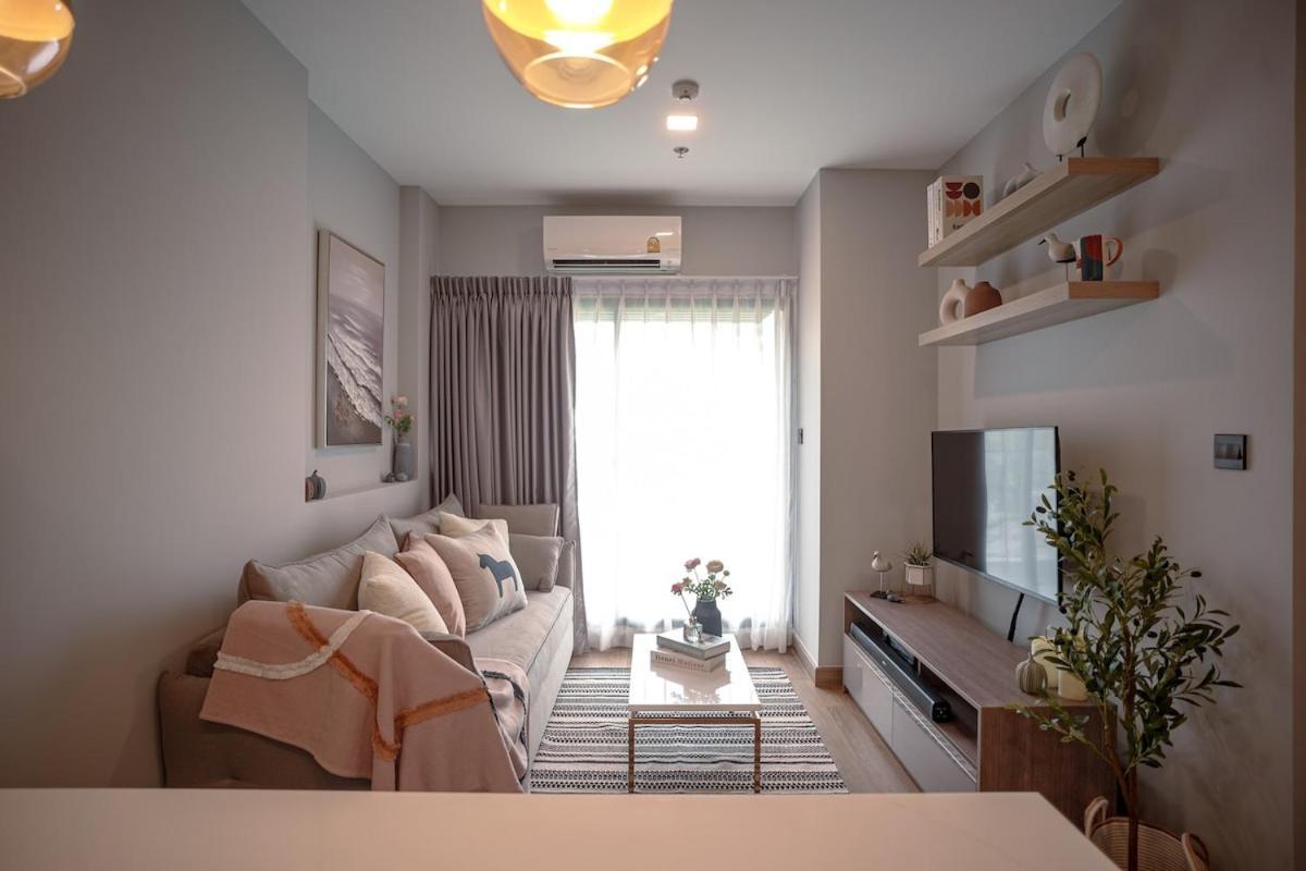 Adjoining 2b2b -sky River- Infinity Long Rooftop Pool Apartment