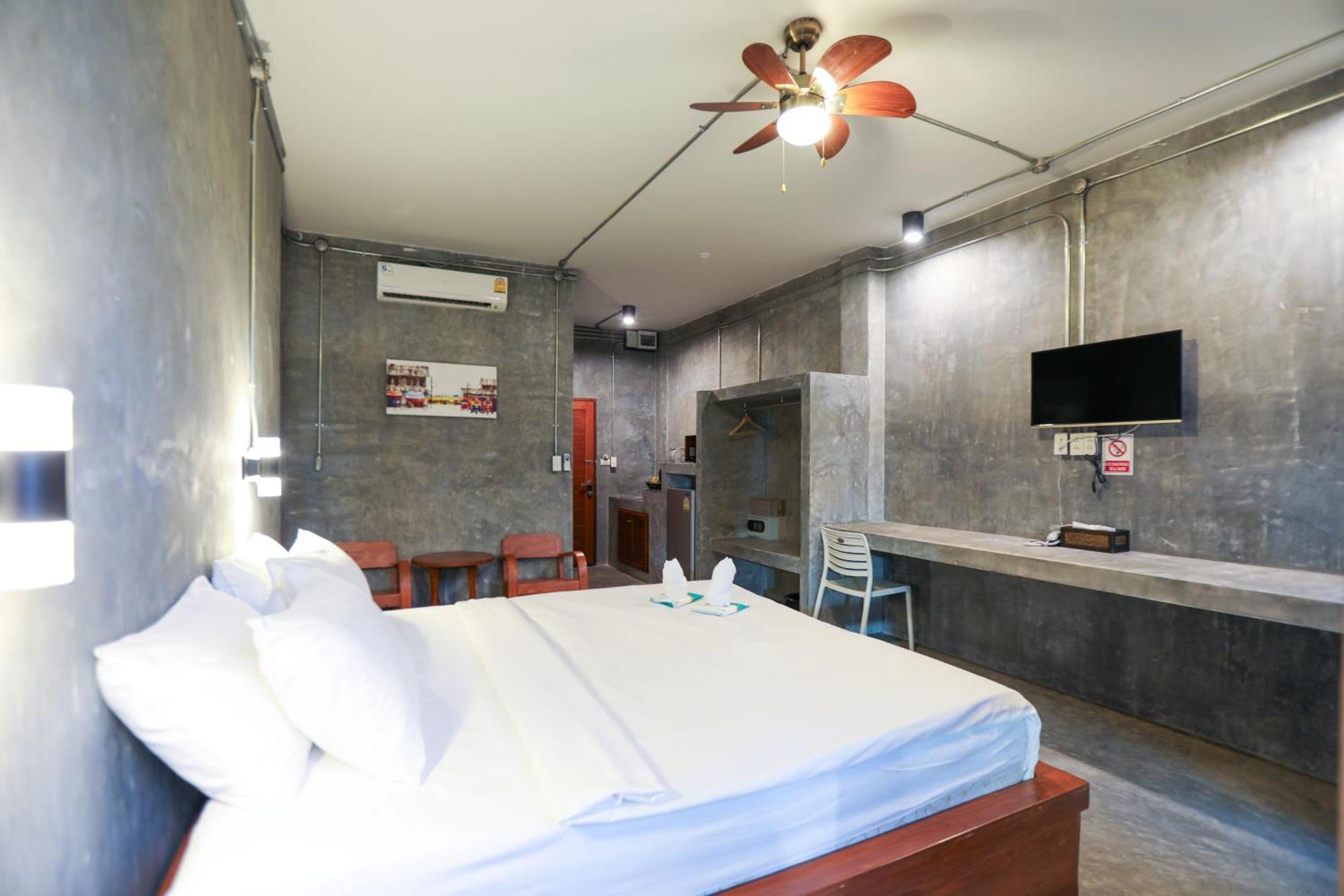 Hotel Stucco Loft Residency 4*